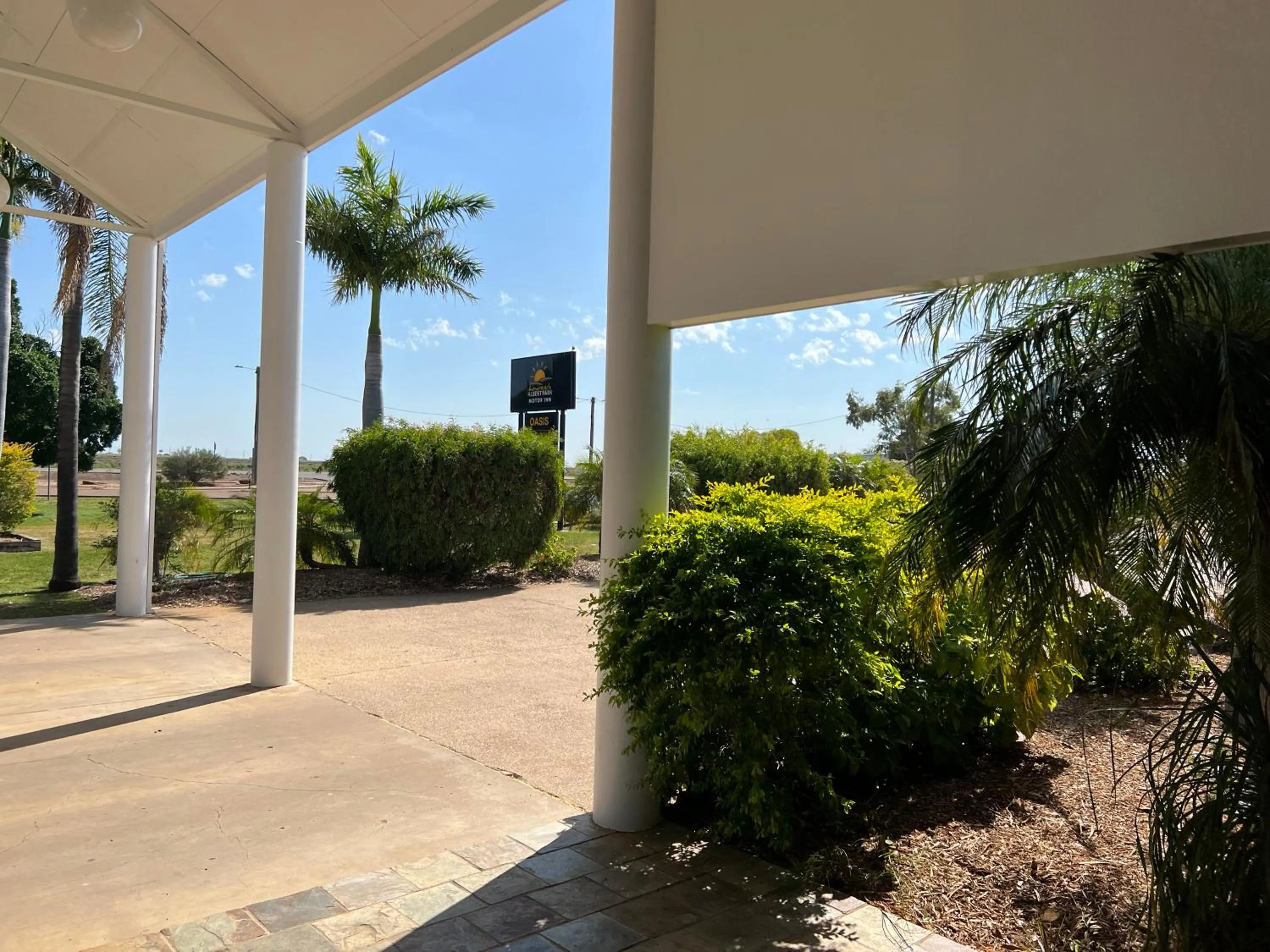 Garden in Albert Park Motor Inn