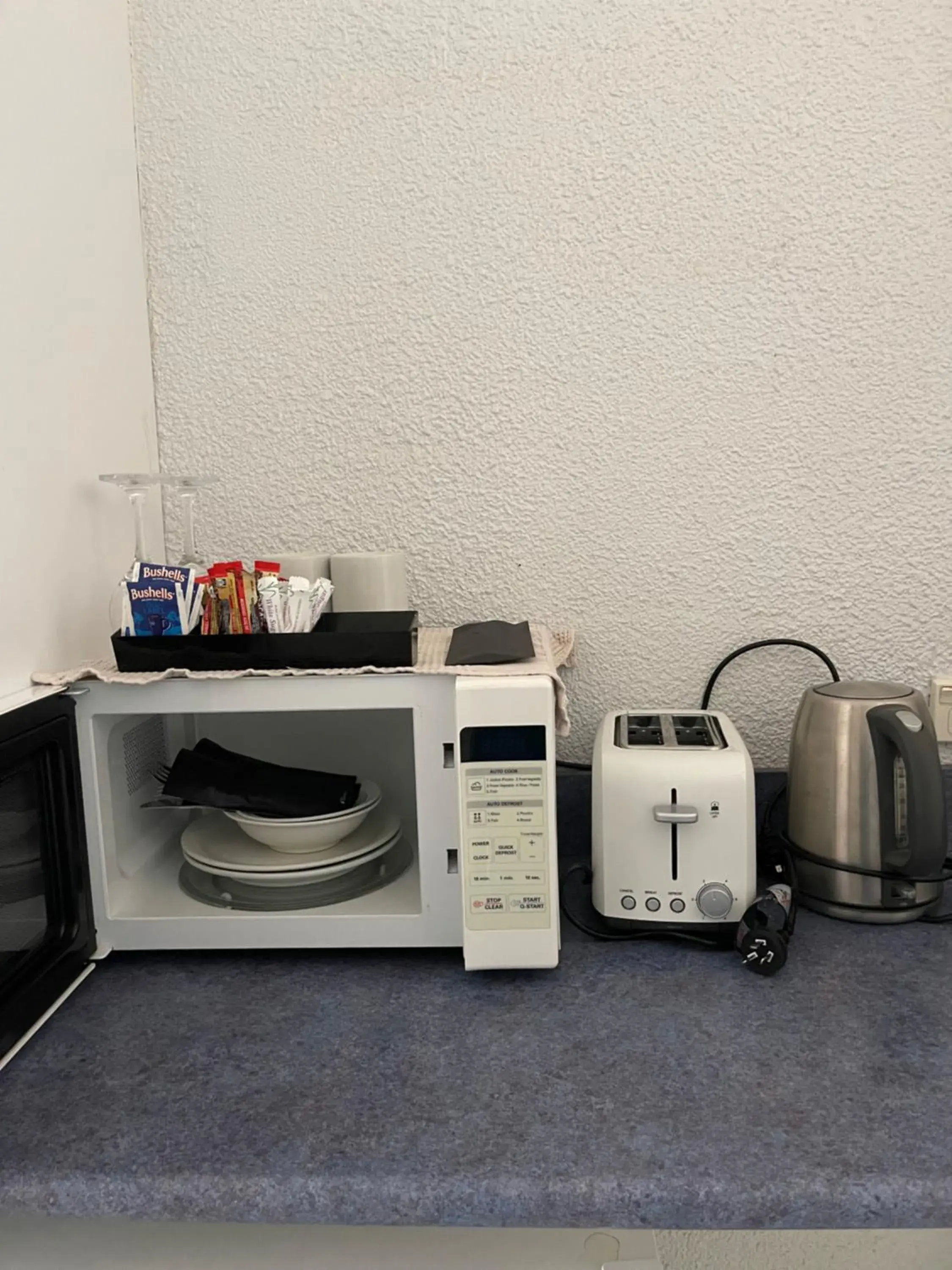 Deluxe Family Room in Albert Park Motor Inn Deluxe Family Room in Albert Park Motor Inn