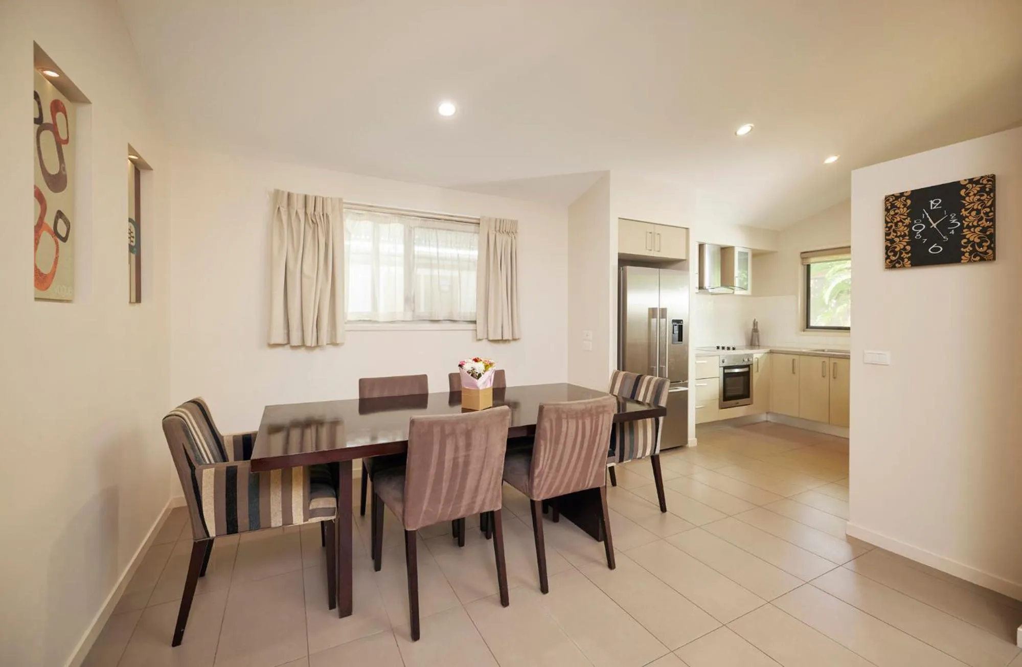 Dining area in Brisbane Holiday Village