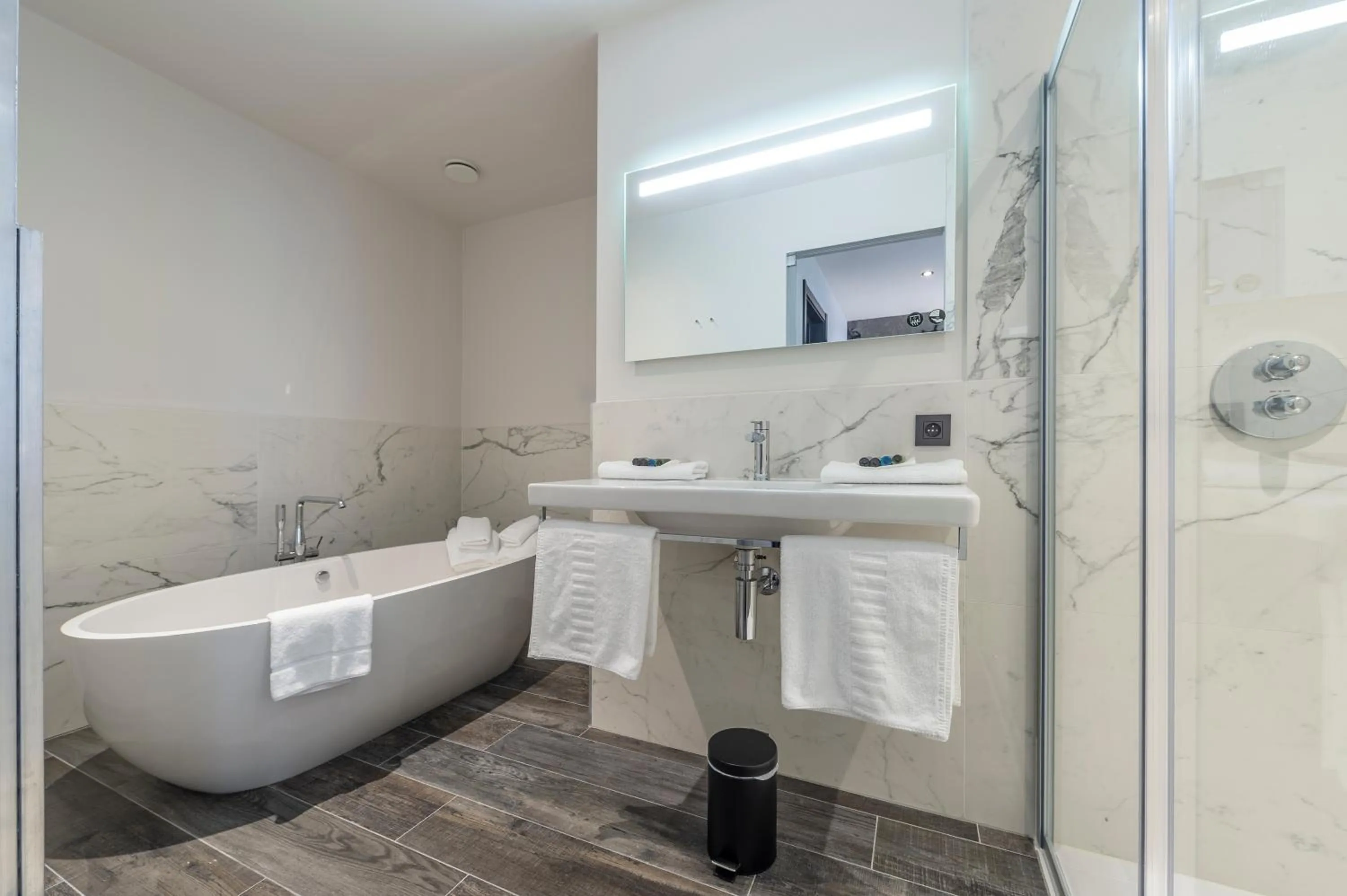 Bathroom in Hotel Monarc