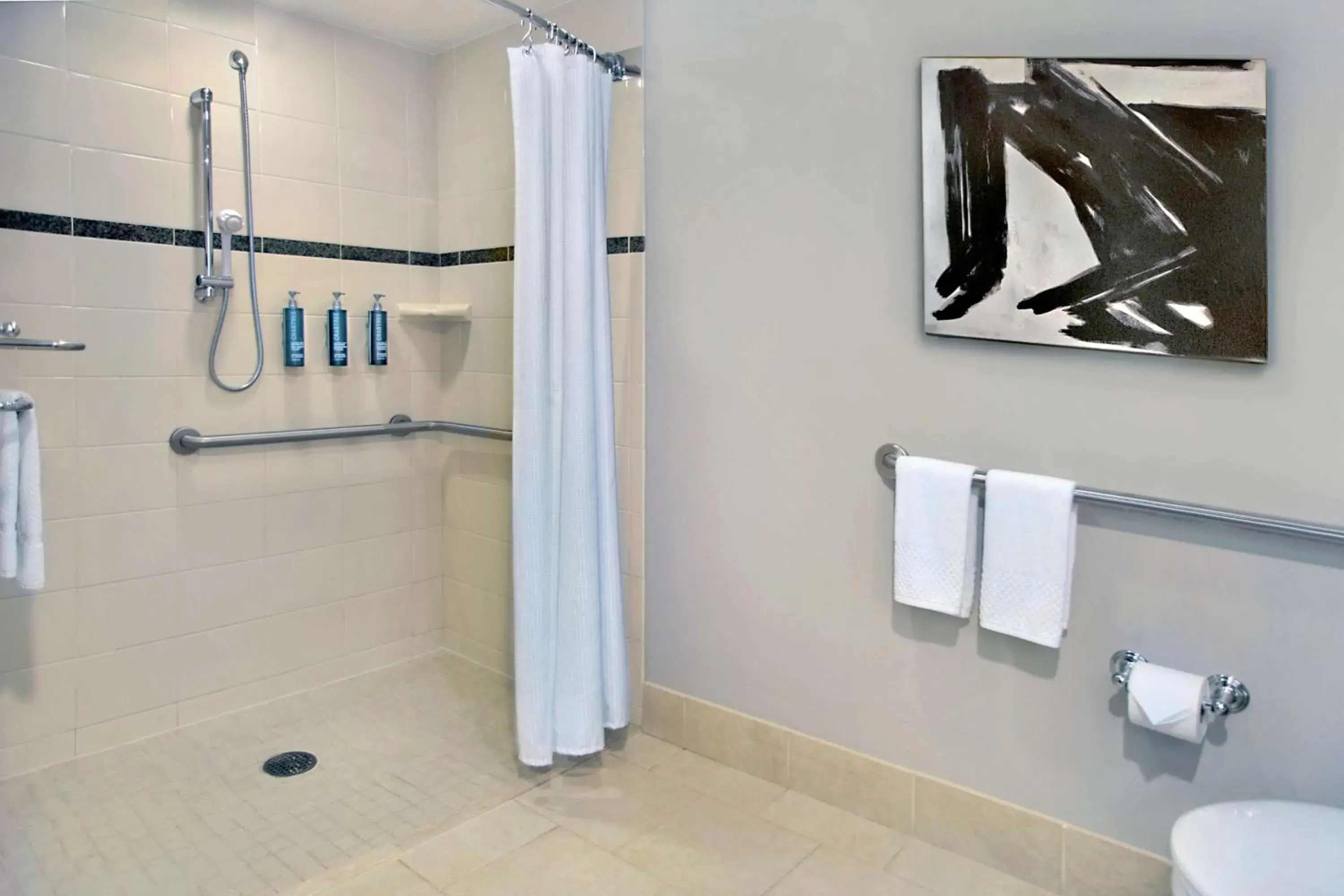 Double Room with Two Double Beds - Disability Access/Non-Smoking in Hilton Omaha Double Room with Two Double Beds - Disability Access/Non-Smoking in Hilton Omaha