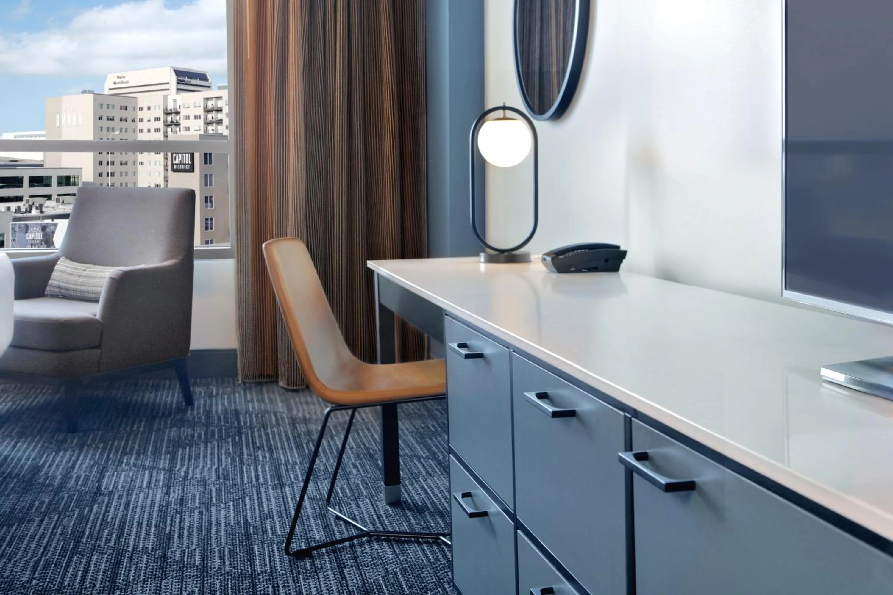 TV and multimedia in Hilton Omaha