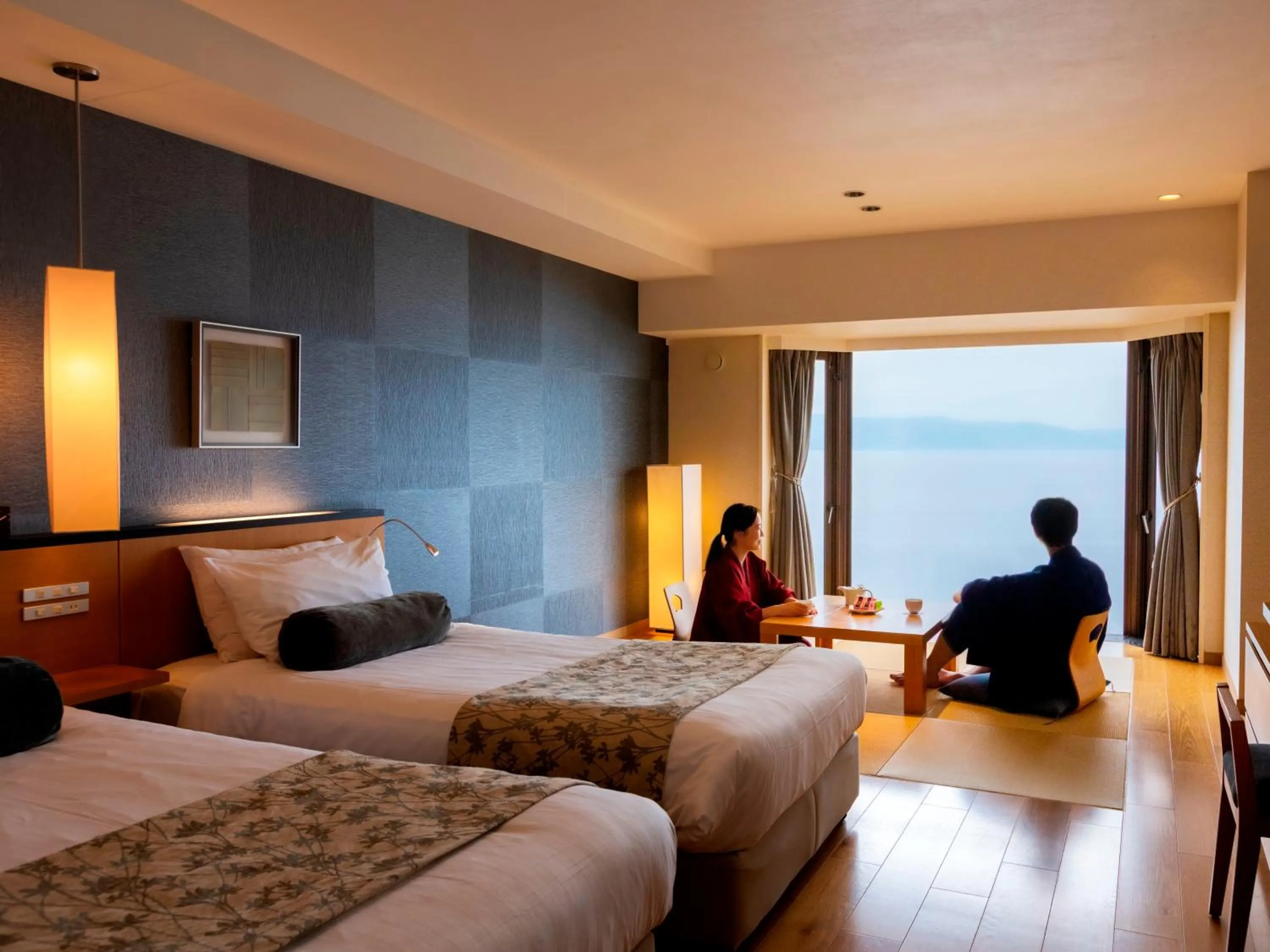 Bed in The Lake View Toya Nonokaze Resort