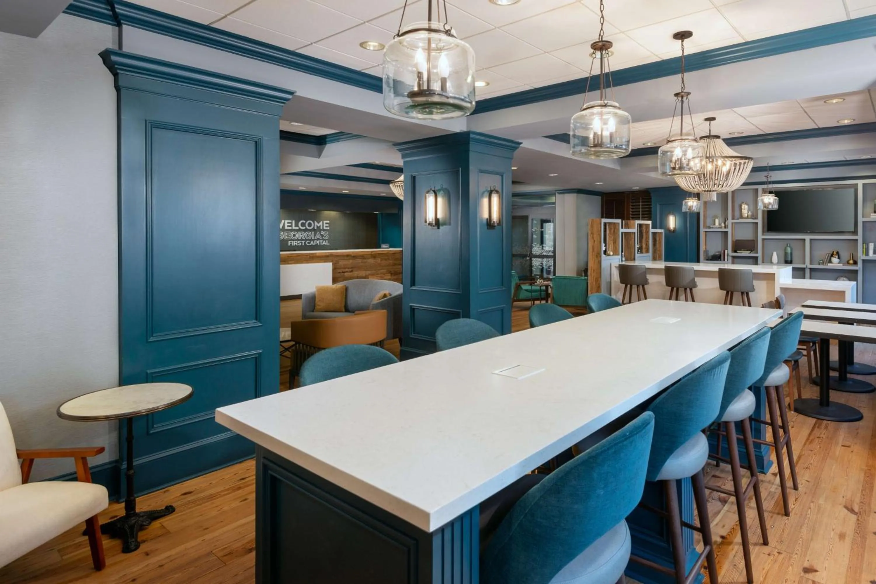 Breakfast in Hampton Inn Savannah Historic District