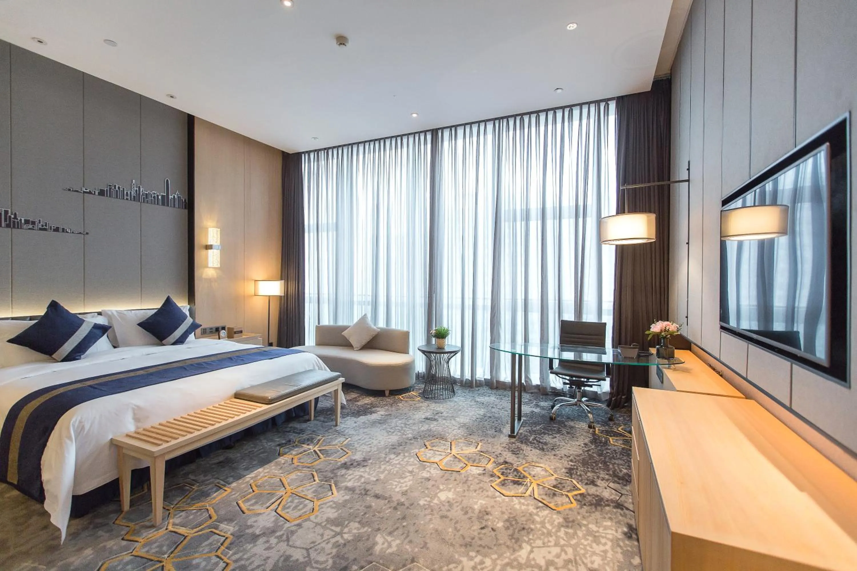 Photo of the whole room, Bed in Chongqing Liyuan Hotel