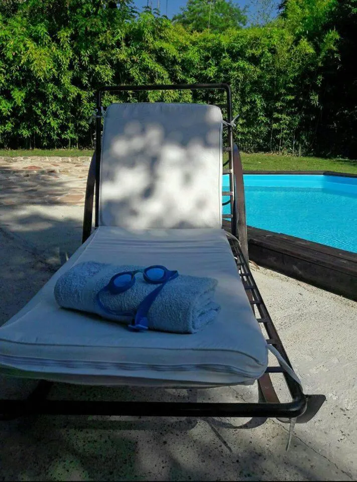 Swimming pool in Le Mas aux Arômes