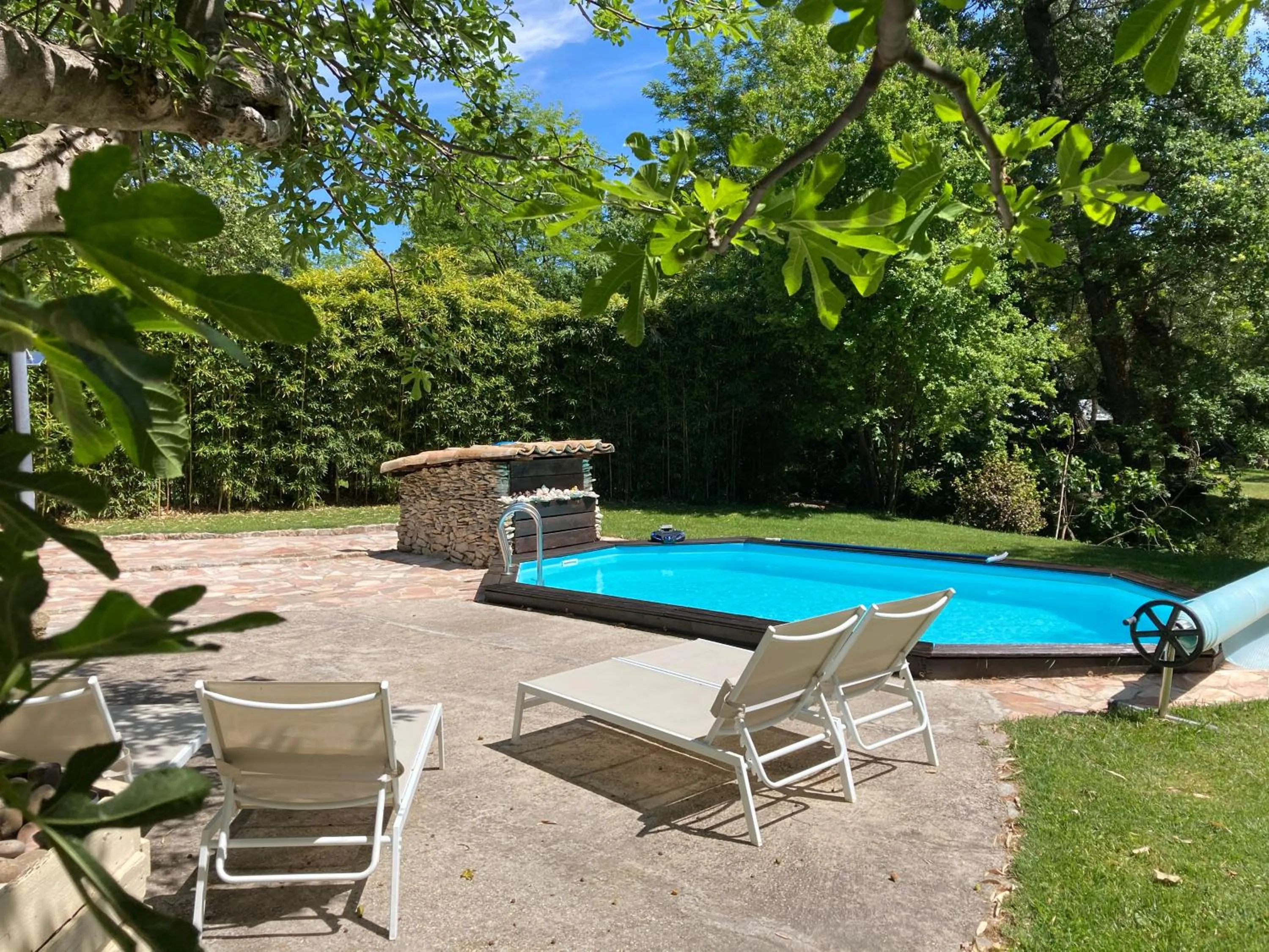 Patio in Le Mas aux Arômes