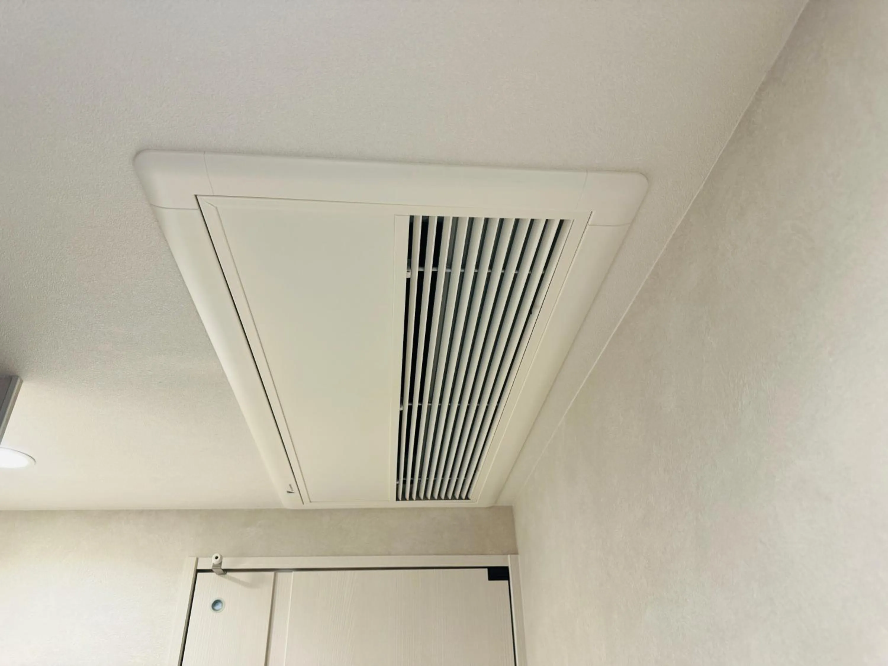 air conditioner in Fraise Nipponbashi -vacation rental-