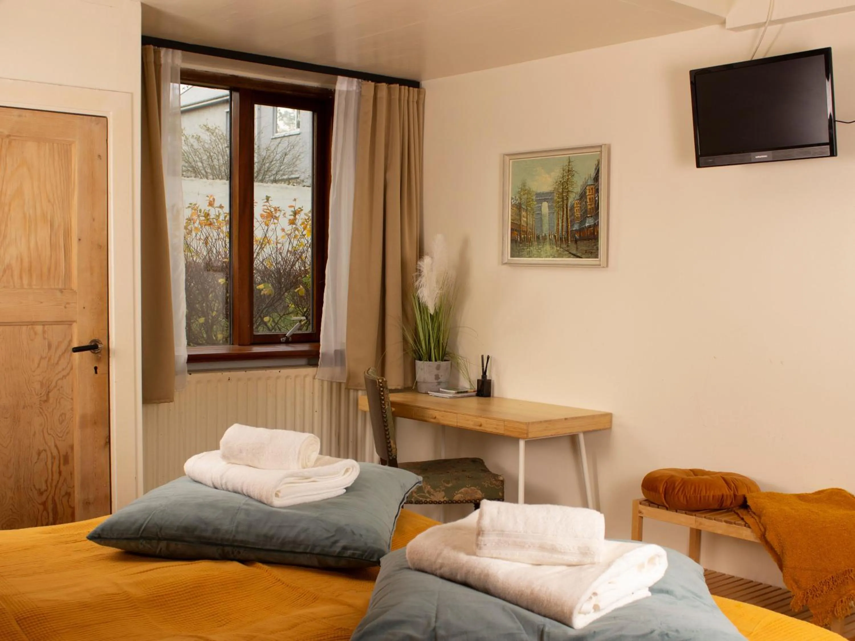 Bed in Eric the Red Guesthouse