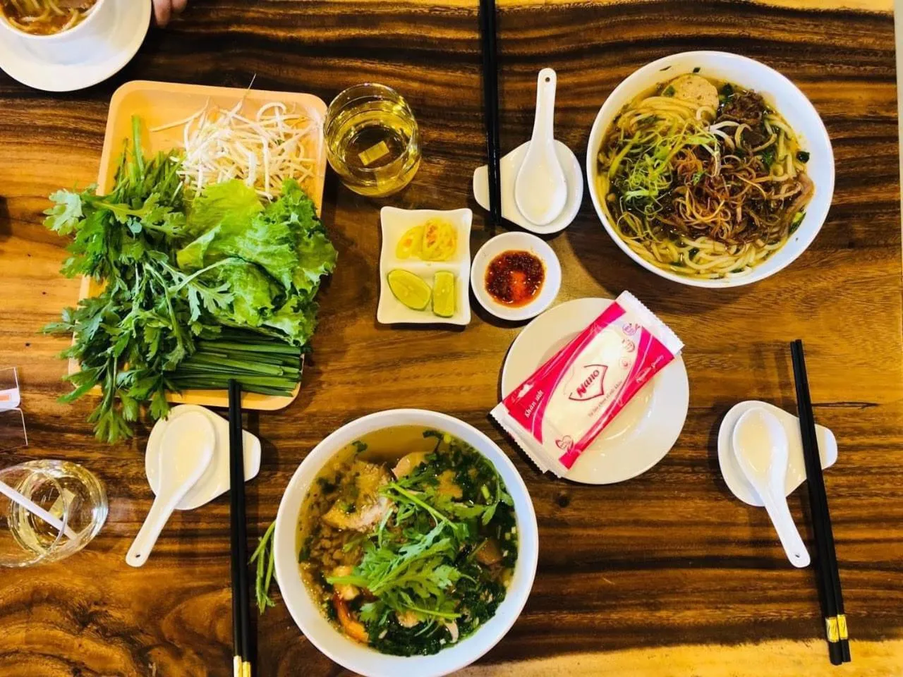 Restaurant/places to eat in Cherry Hotel and Apartment