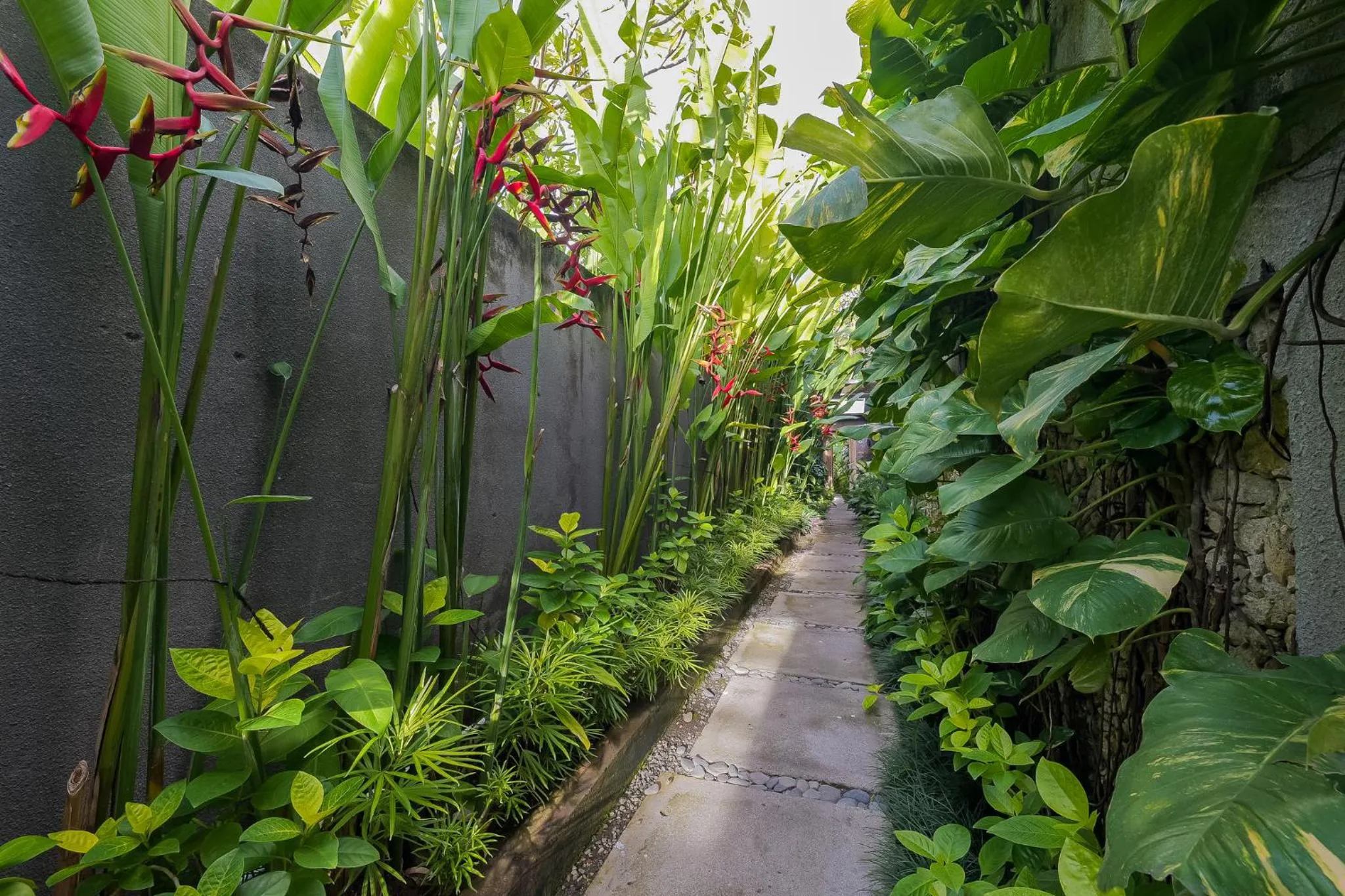 Facade/entrance in La Mira Villa Seminyak by Ini Vie Hospitality