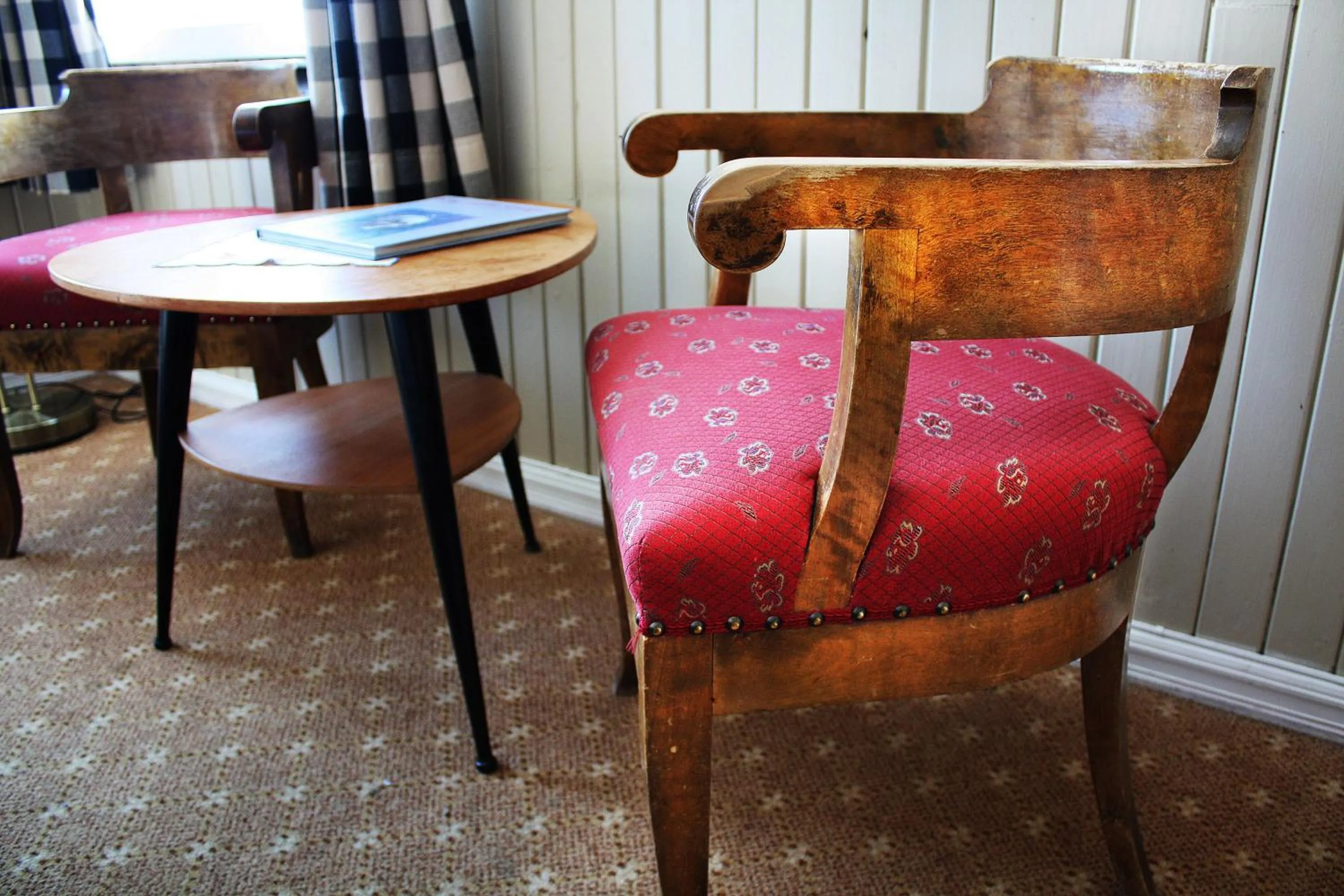 Seating area in Rundhaug Gjestegard