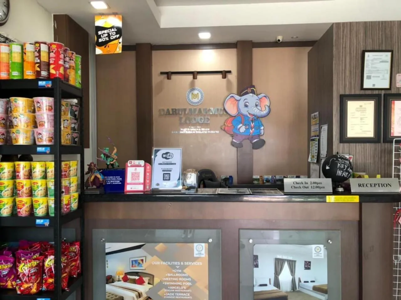 Lobby or reception in DarulMakmur Scout Lodge