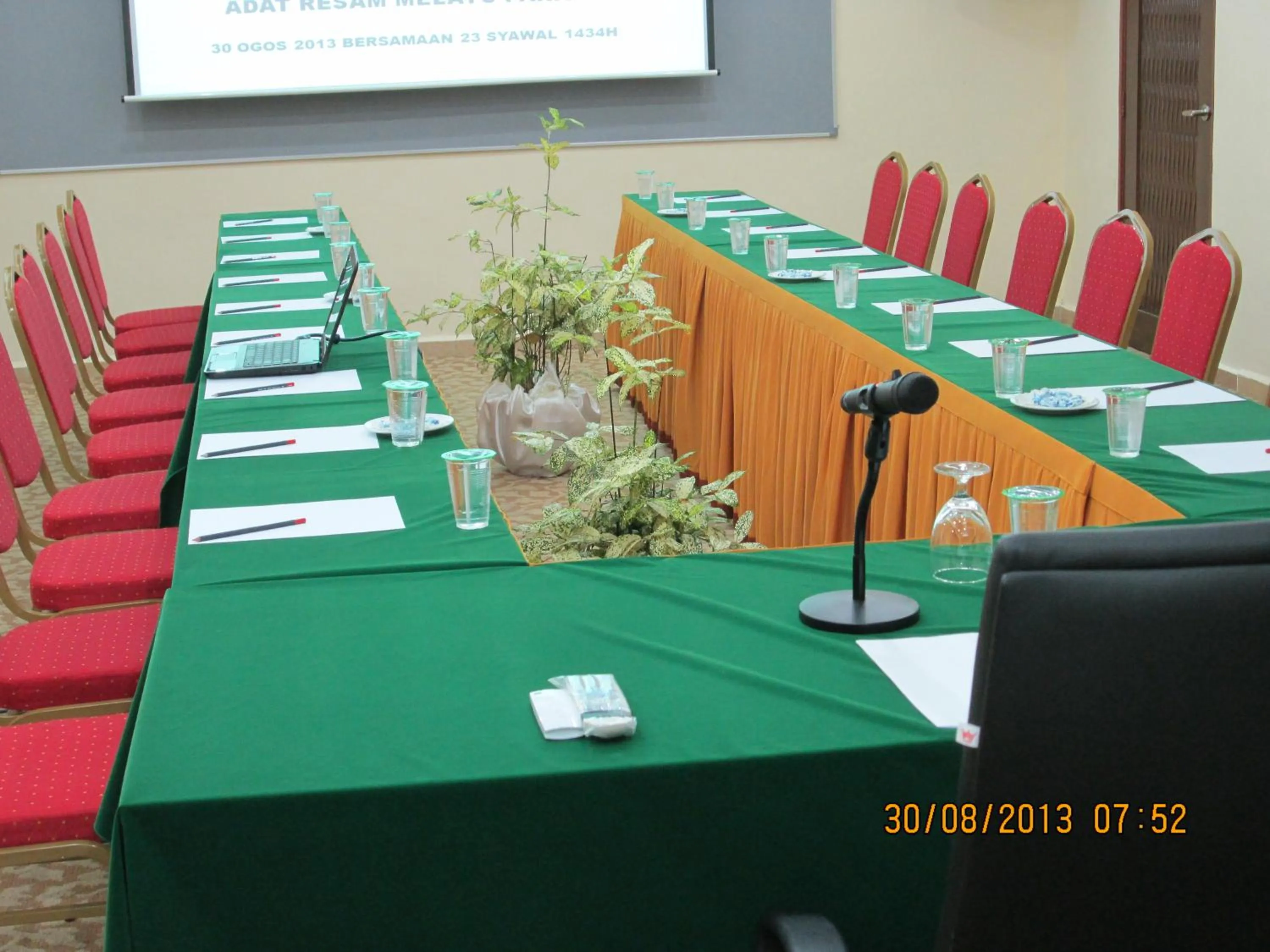 Meeting/conference room in DarulMakmur Scout Lodge