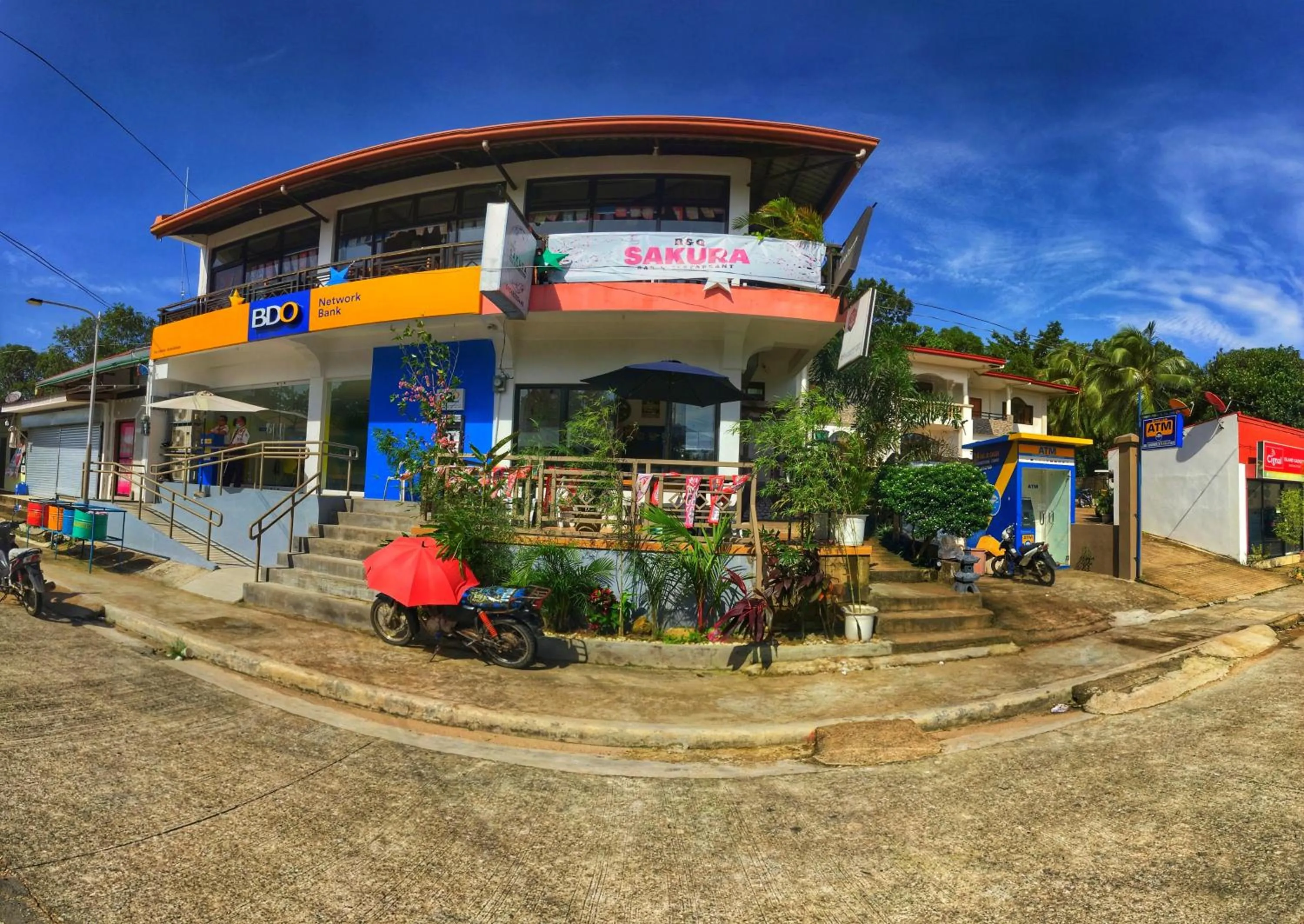 Restaurant/places to eat in White Summerville Tourist Inn