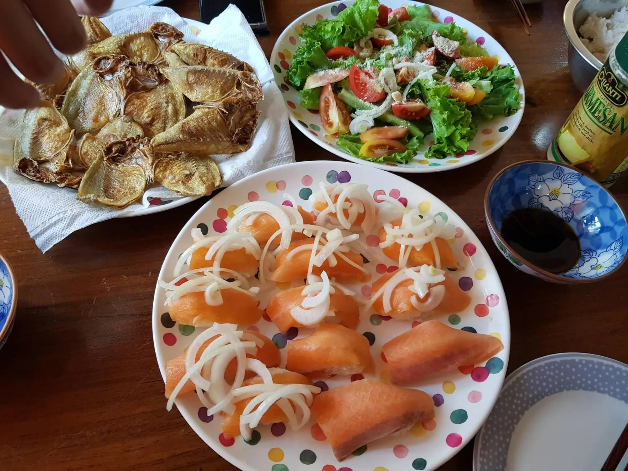 Food in White Summerville Tourist Inn