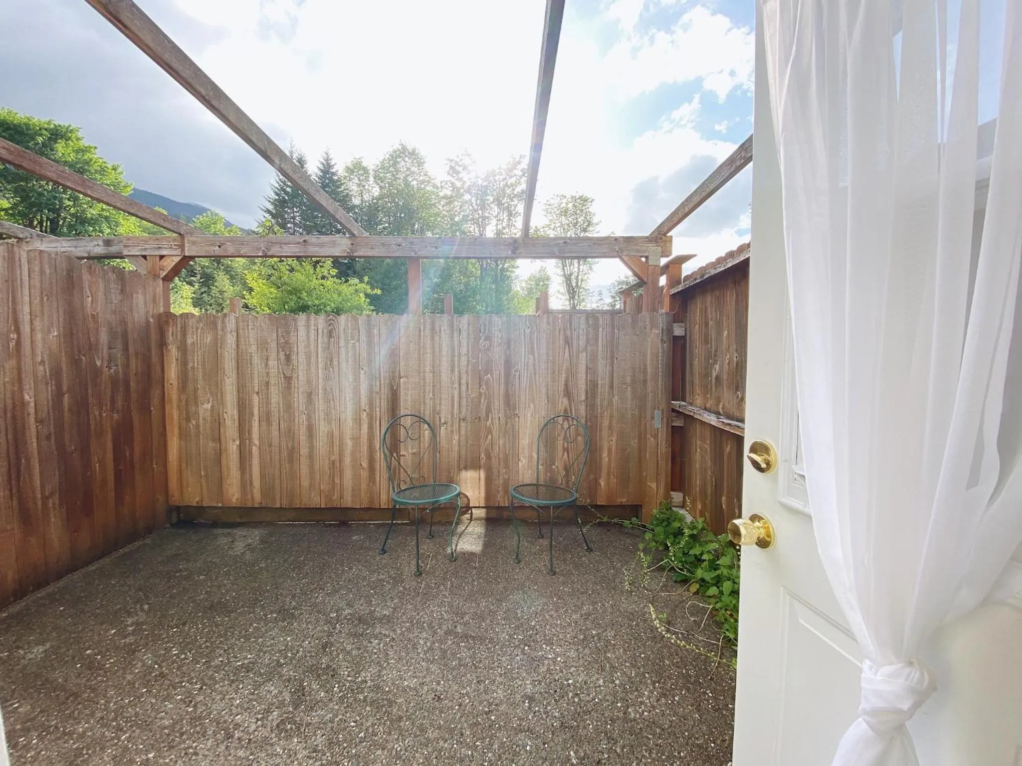 Patio in Emerald Valley Inn