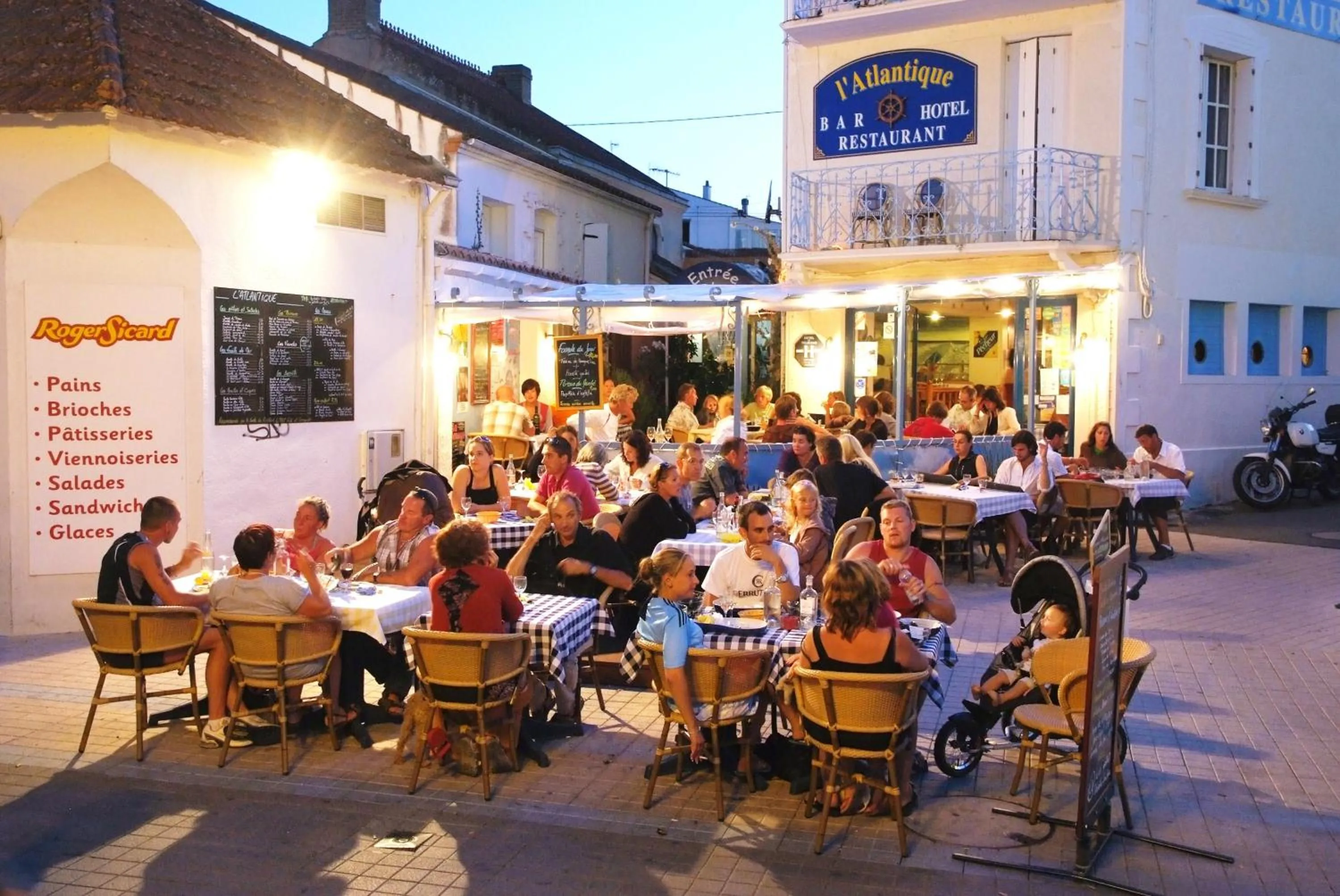 Facade/entrance in Hotel de l'Atlantique