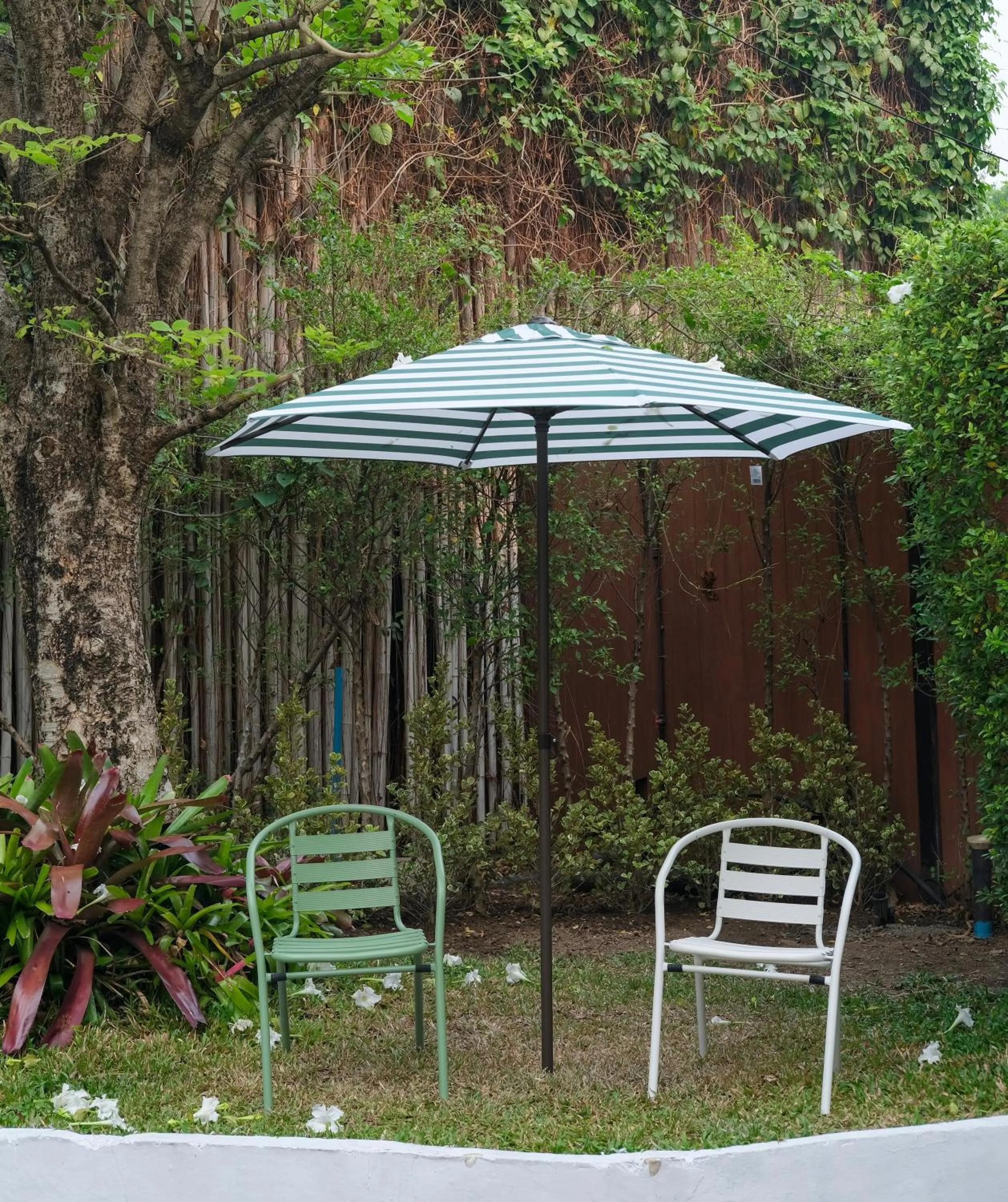 @Home Hostel Wua Lai