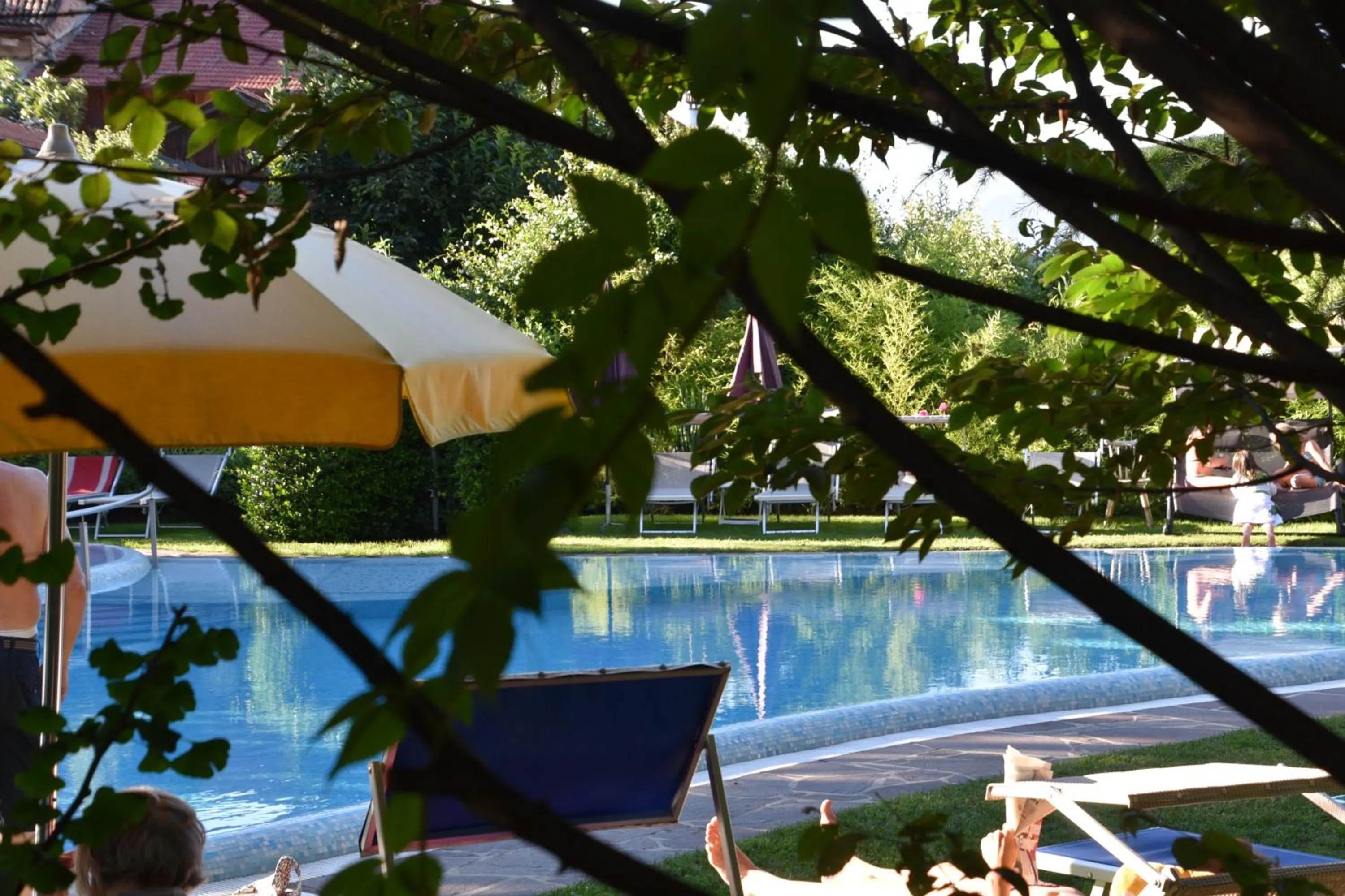 Swimming pool in Angerburg Blumenhotel
