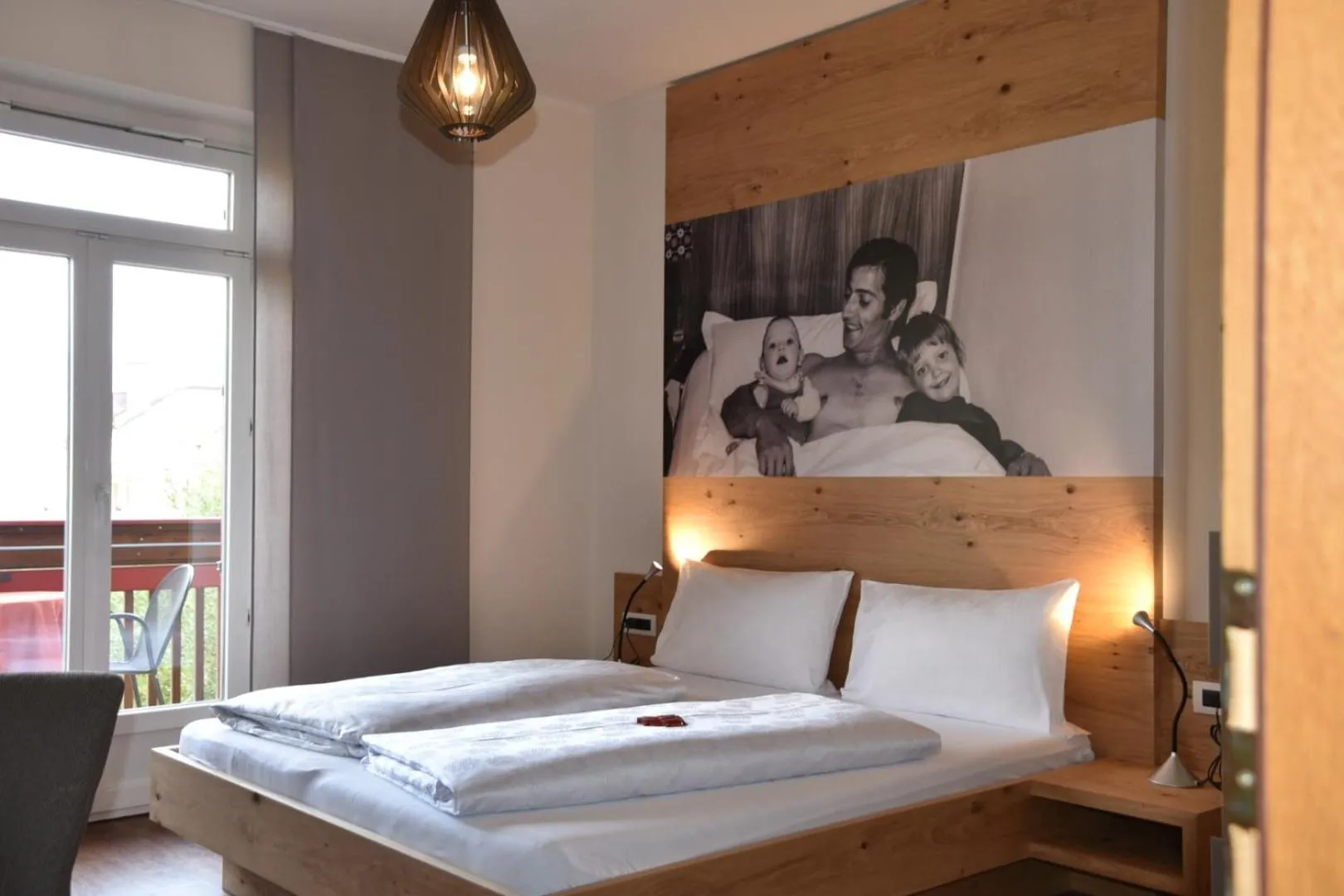 Bed in Angerburg Blumenhotel