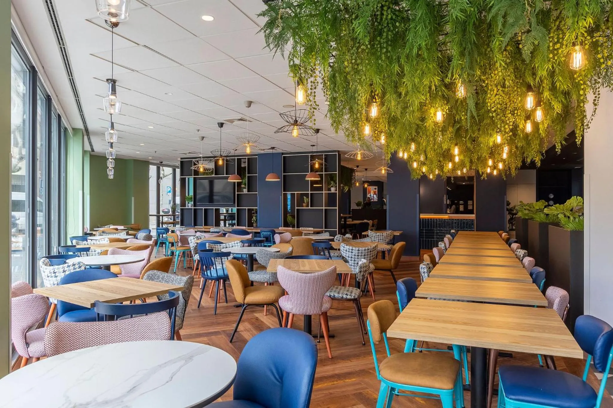 Restaurant/places to eat in Travelodge Barcelona Poblenou