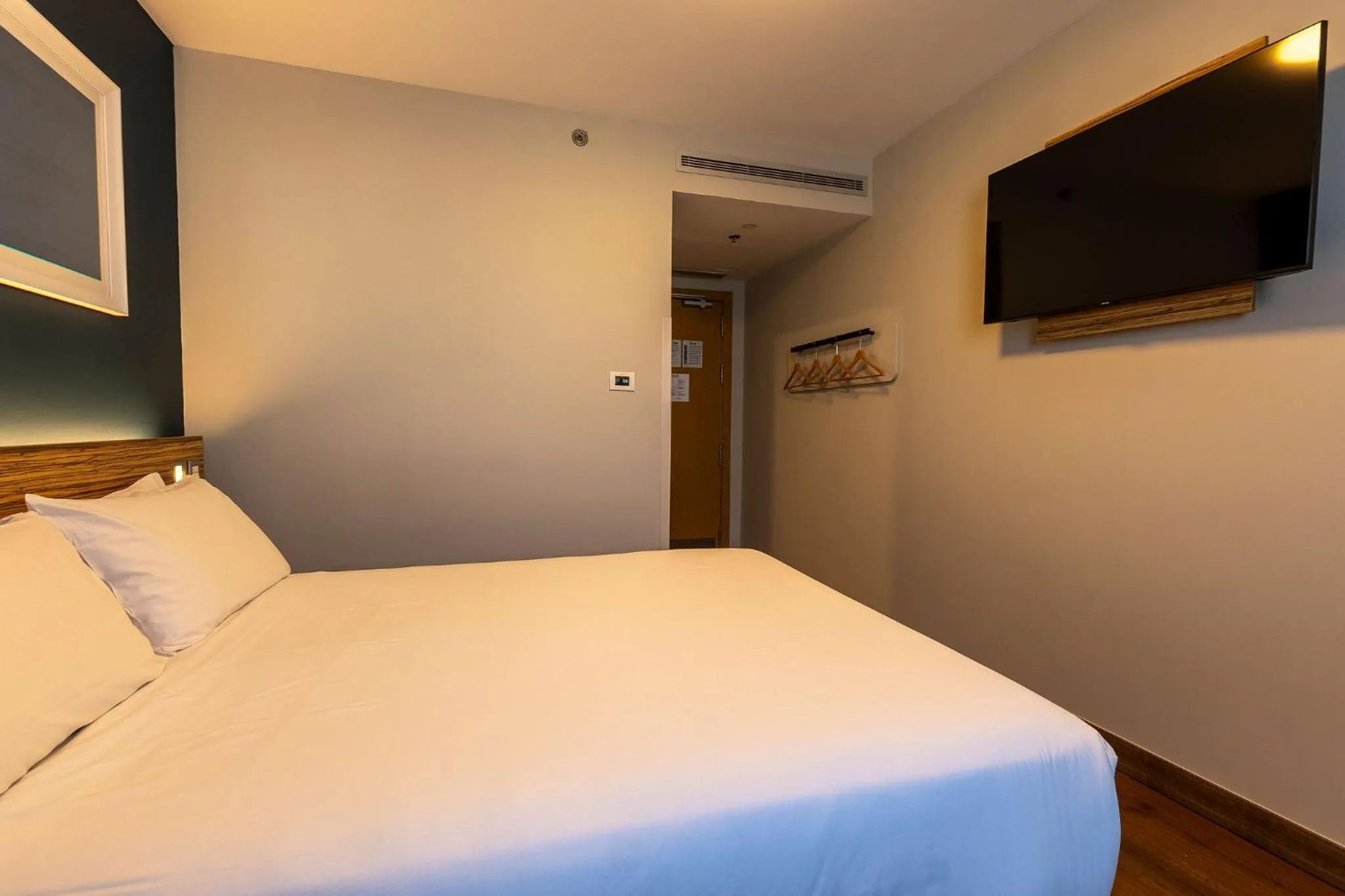 Bed in Travelodge Barcelona Poblenou