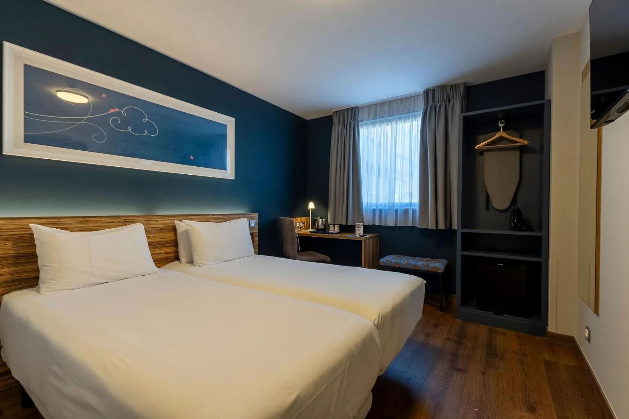 Bed in Travelodge Barcelona Poblenou