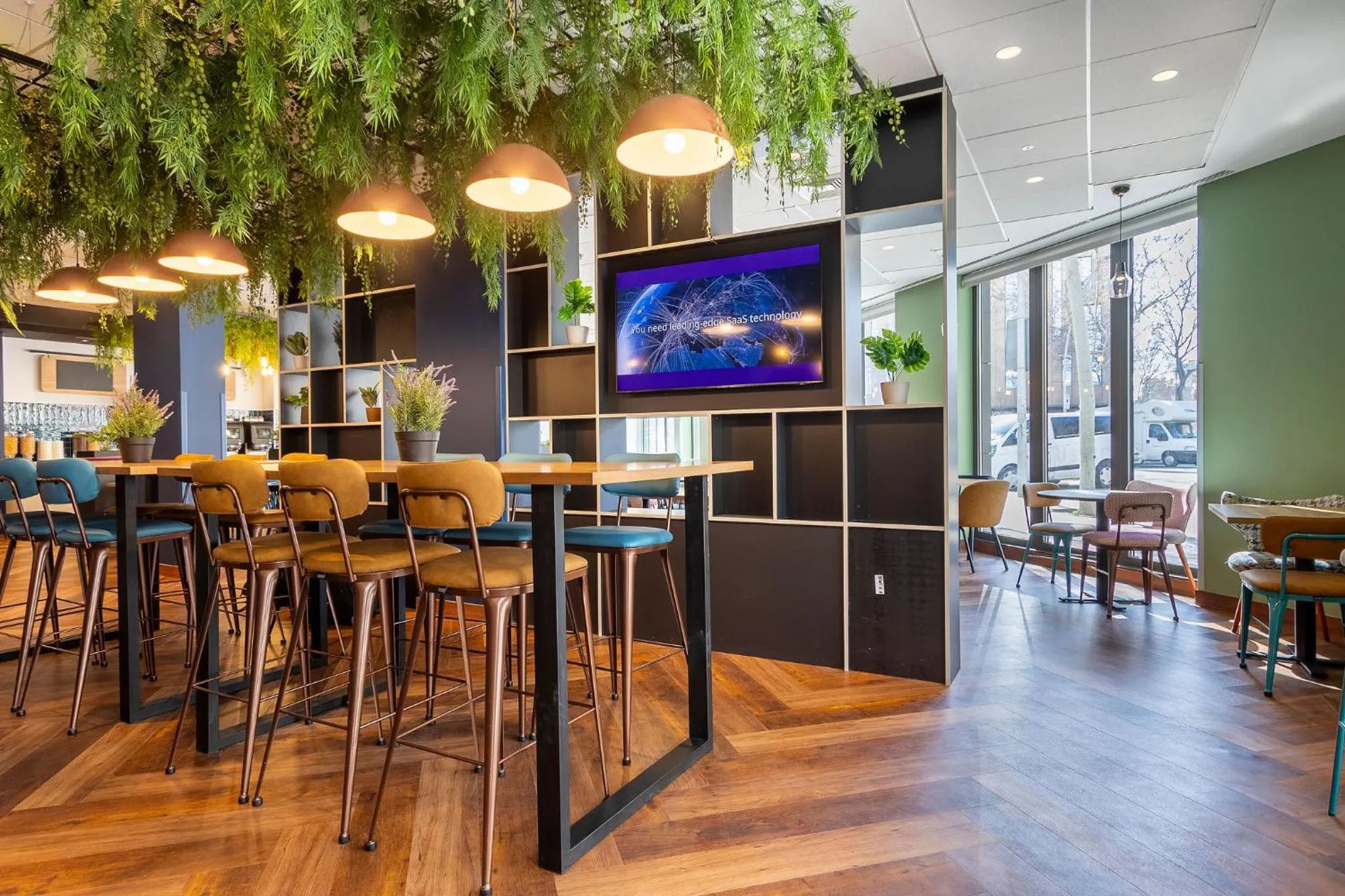 Lounge or bar in Travelodge Barcelona Poblenou