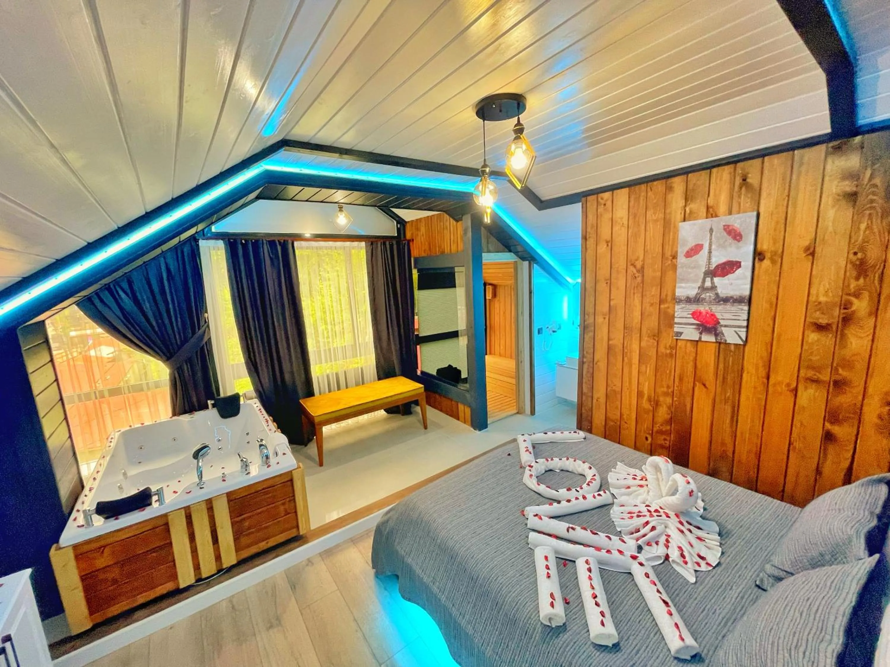 Bed in Kaya Residence