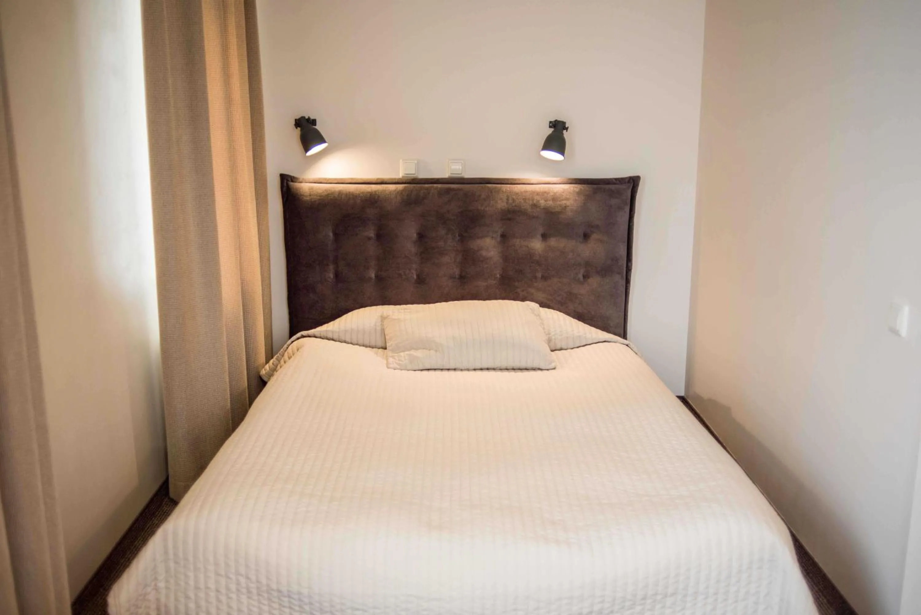 Bed in Province