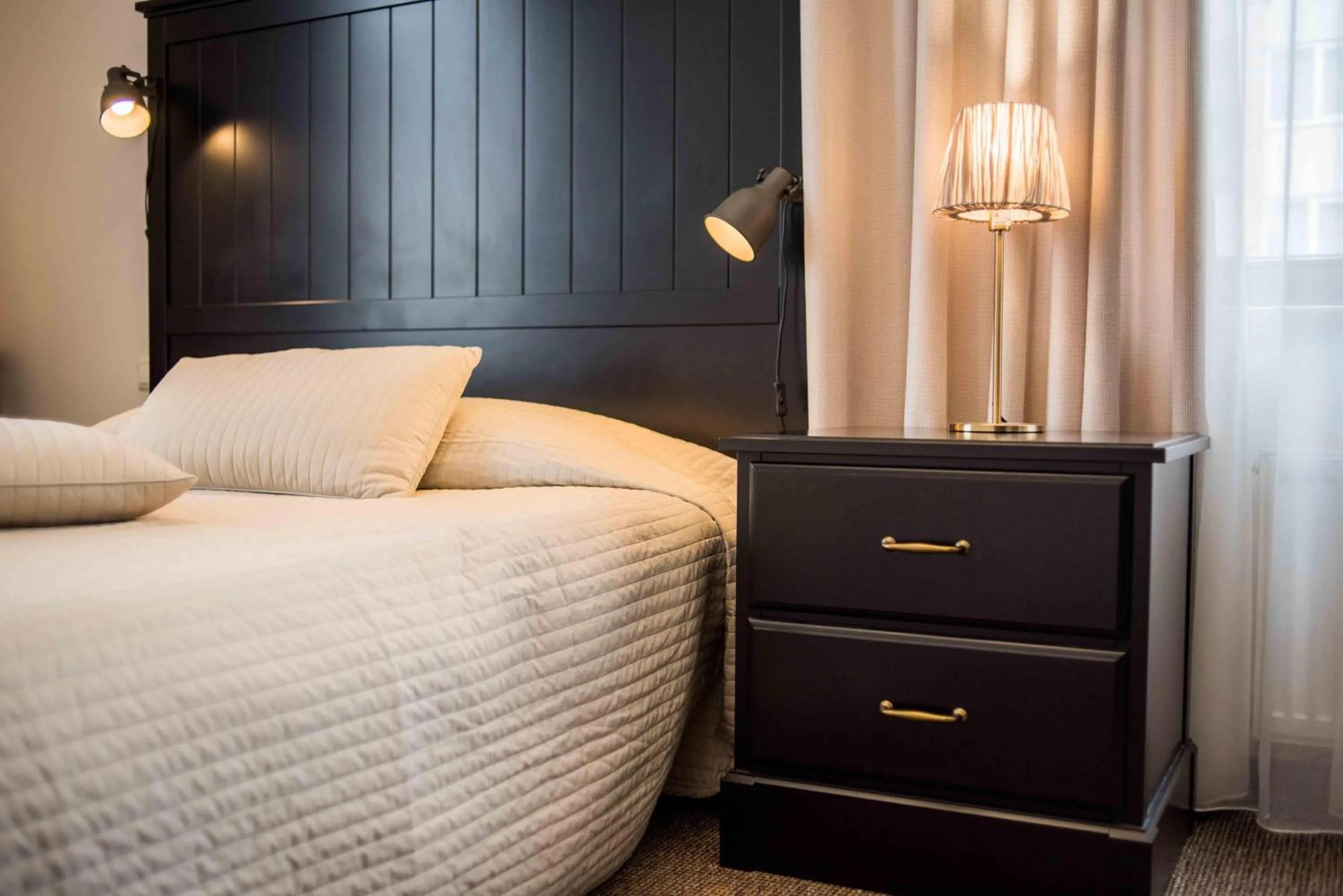 Bed in Province