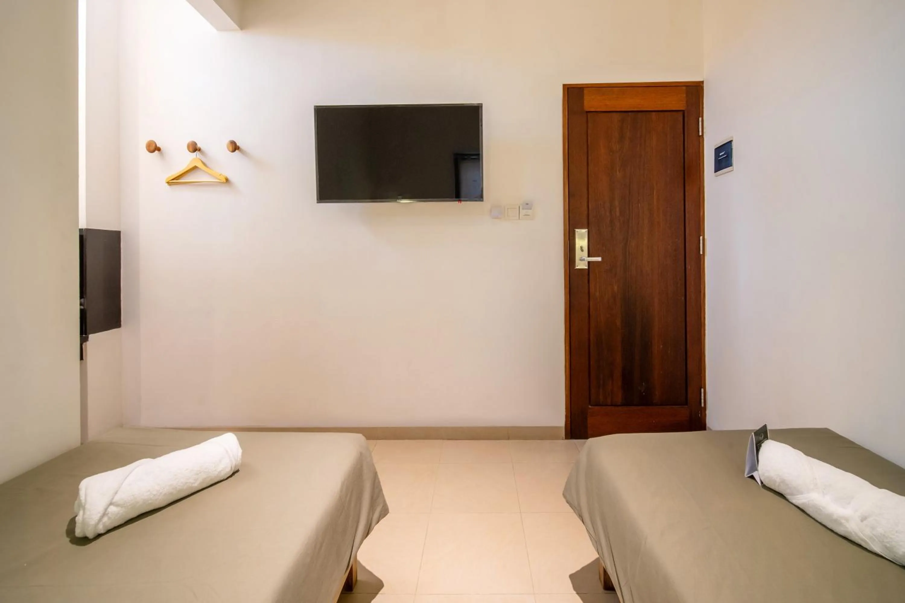 TV and multimedia in Gelatik Bed And Breakfast