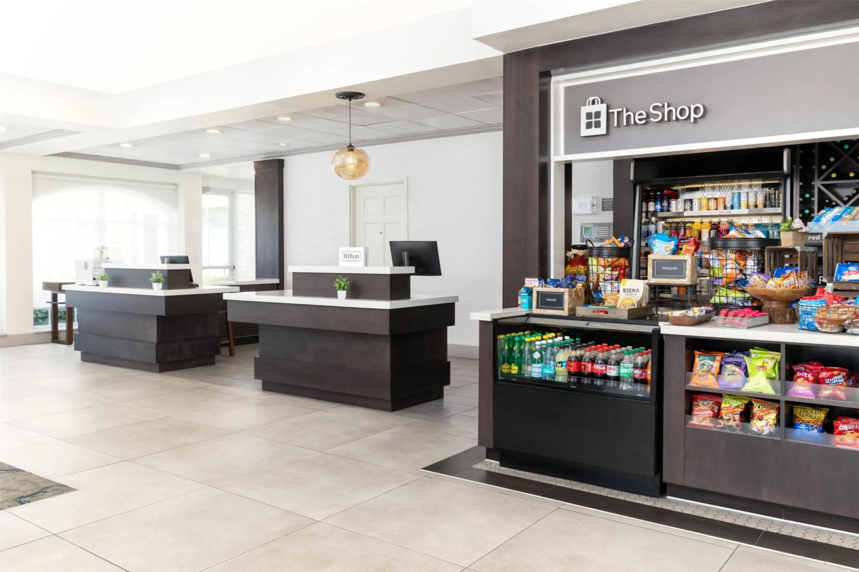 Lobby or reception in Hilton Garden Inn Ontario Rancho Cucamonga