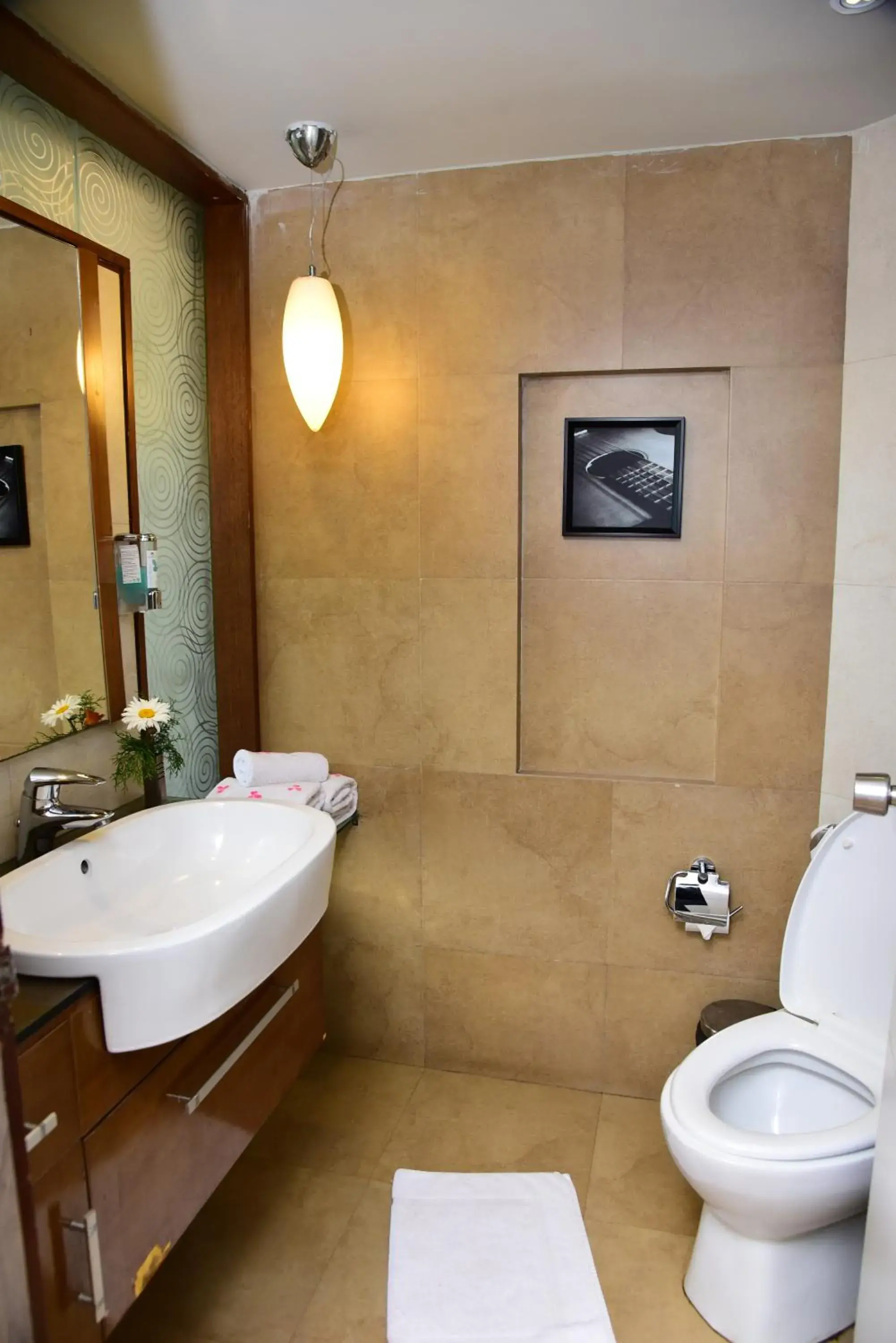 Premier Double Room in Sinclairs Retreat Ooty Premier Double Room in Sinclairs Retreat Ooty