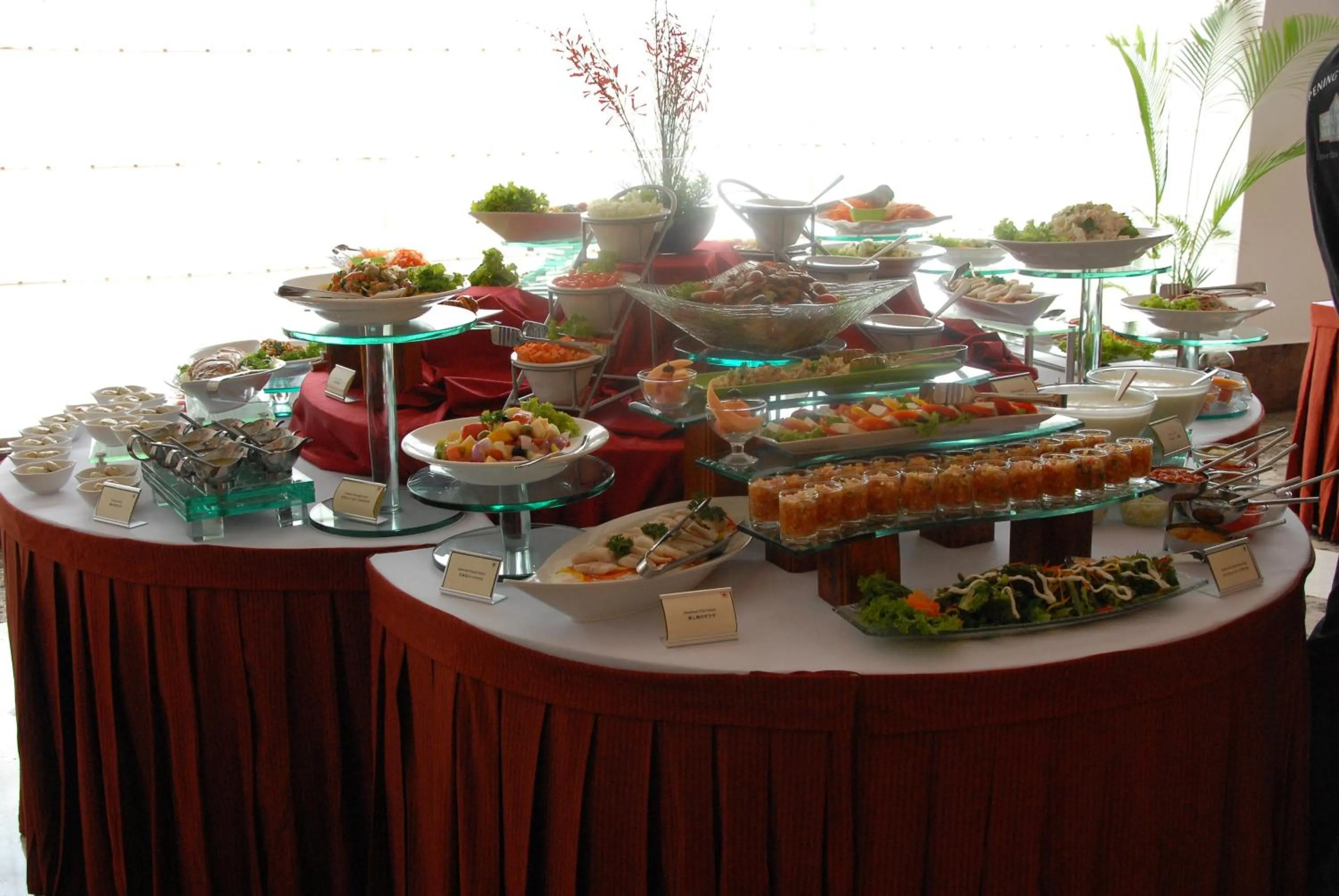 Restaurant/places to eat in Mysore County Retreat