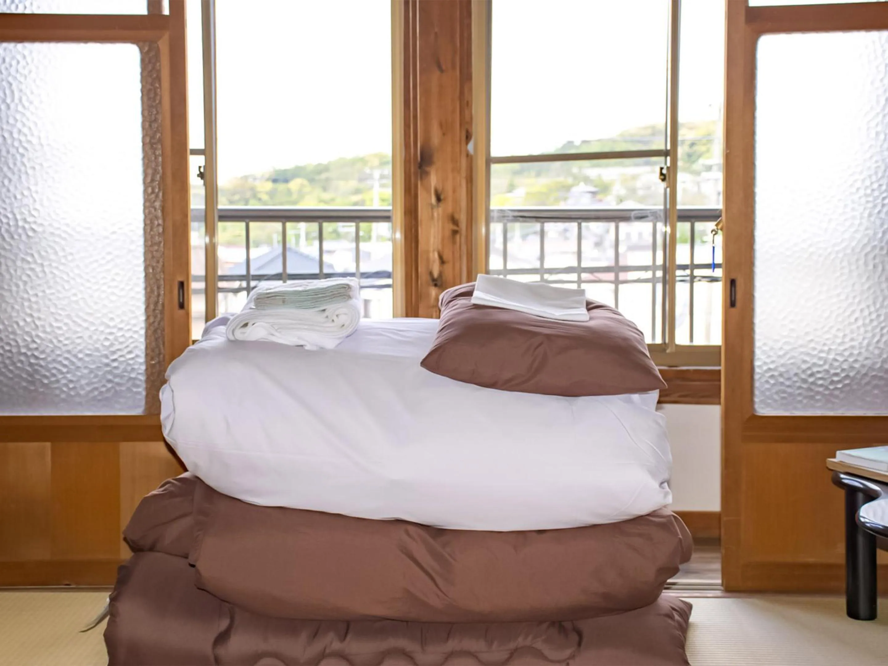 Photo of the whole room, Bed in Guest Cafe Kuchikumano