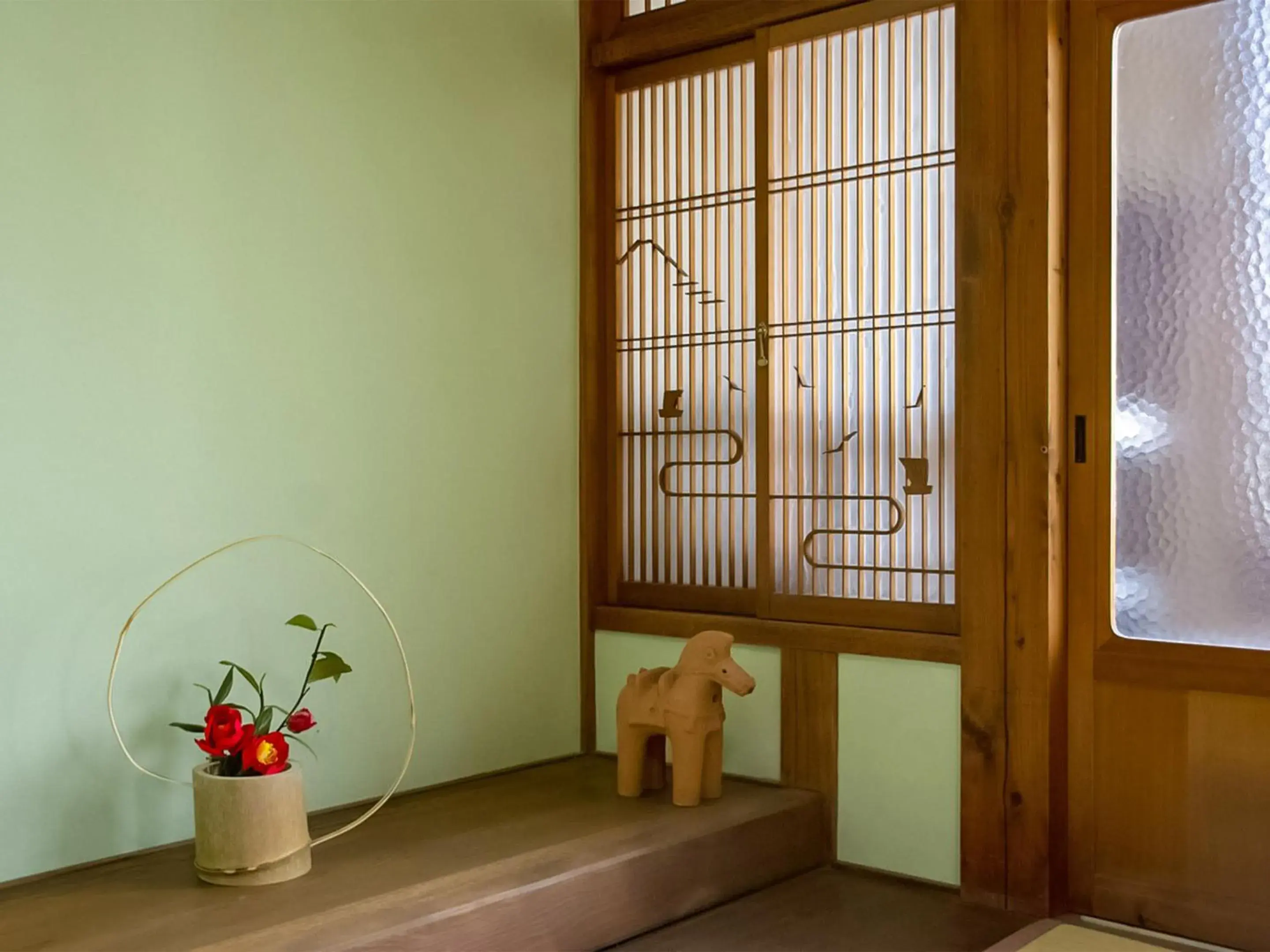 Japanese-Style Triple Room with Shared Bathroom - single occupancy in Guest Cafe Kuchikumano Japanese-Style Triple Room with Shared Bathroom - single occupancy in Guest Cafe Kuchikumano