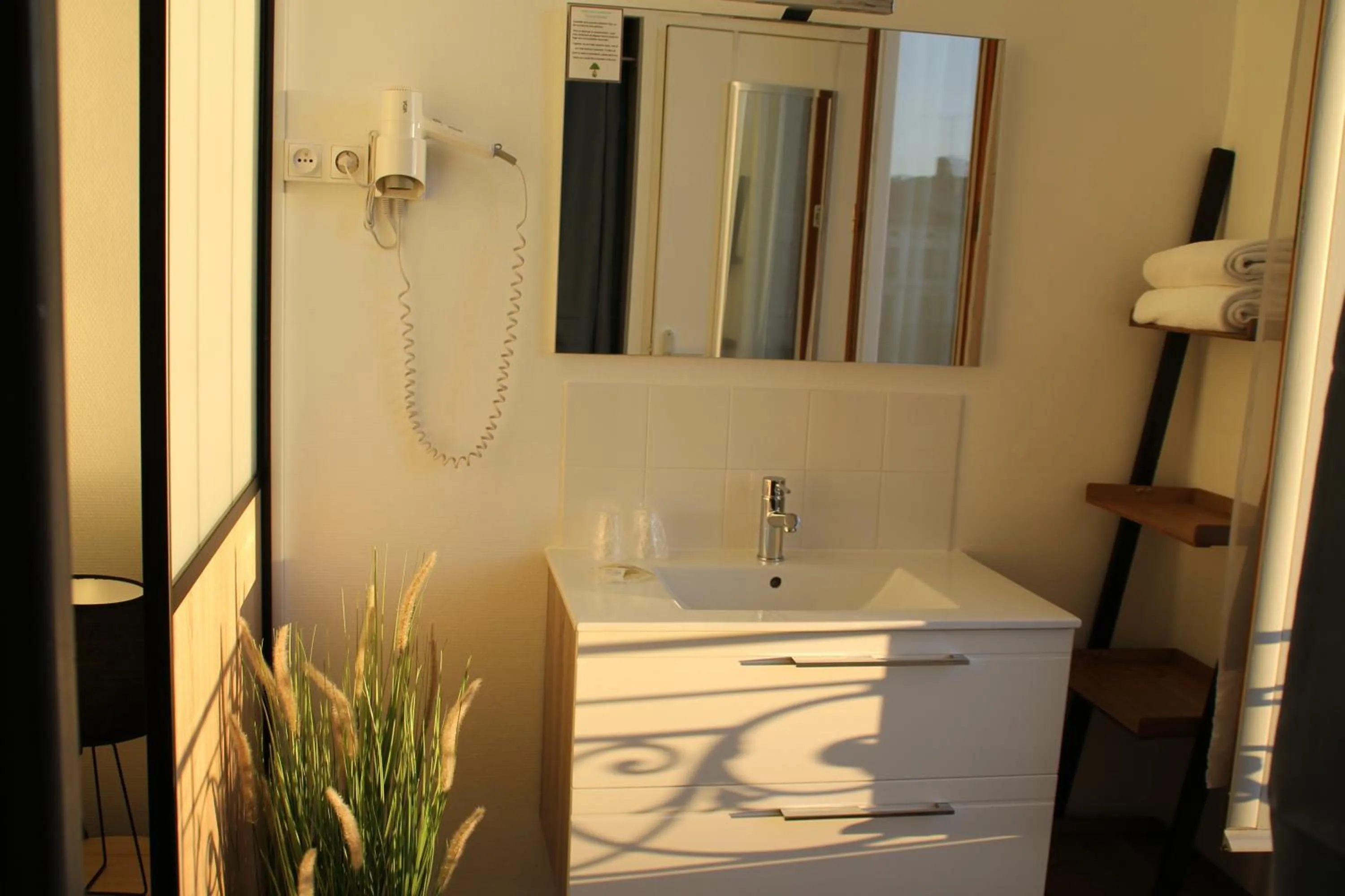 Bathroom in Hôtel Rivière