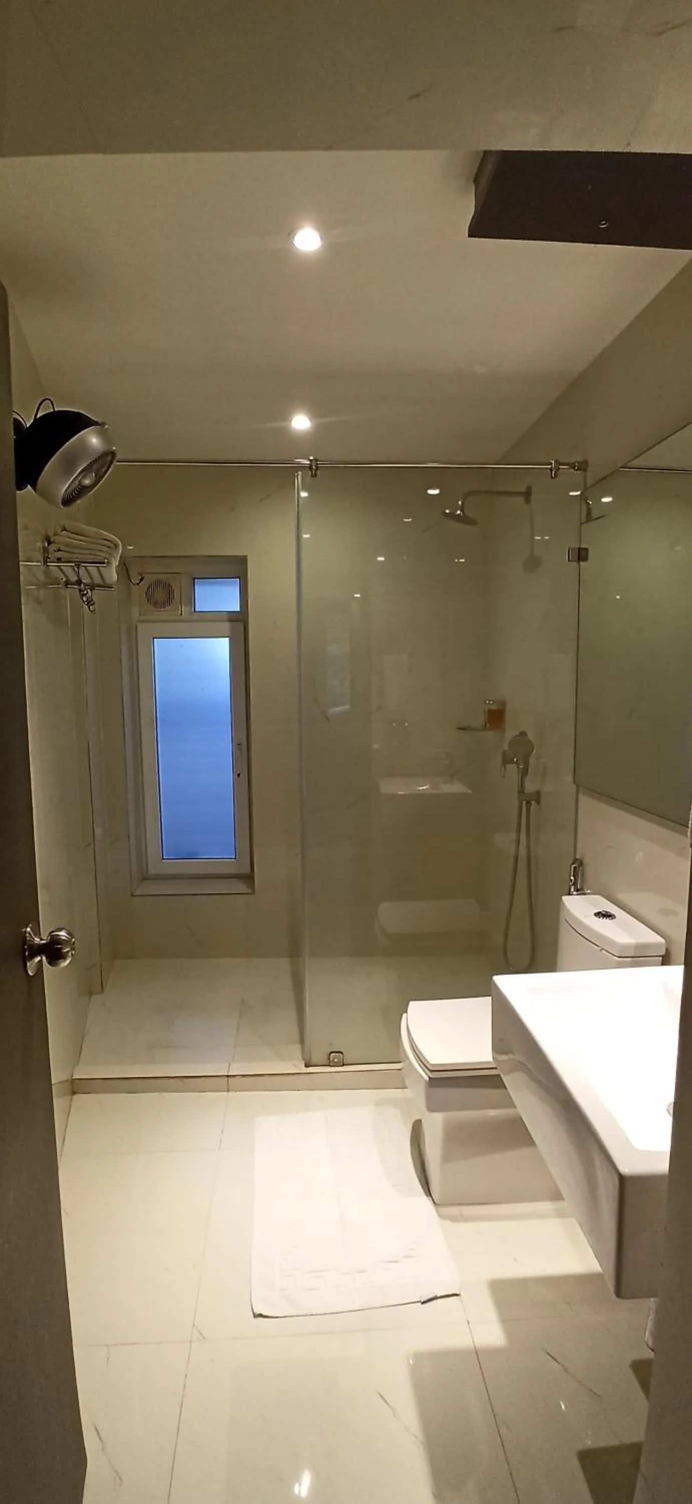 Bathroom in Sinclairs Bayview