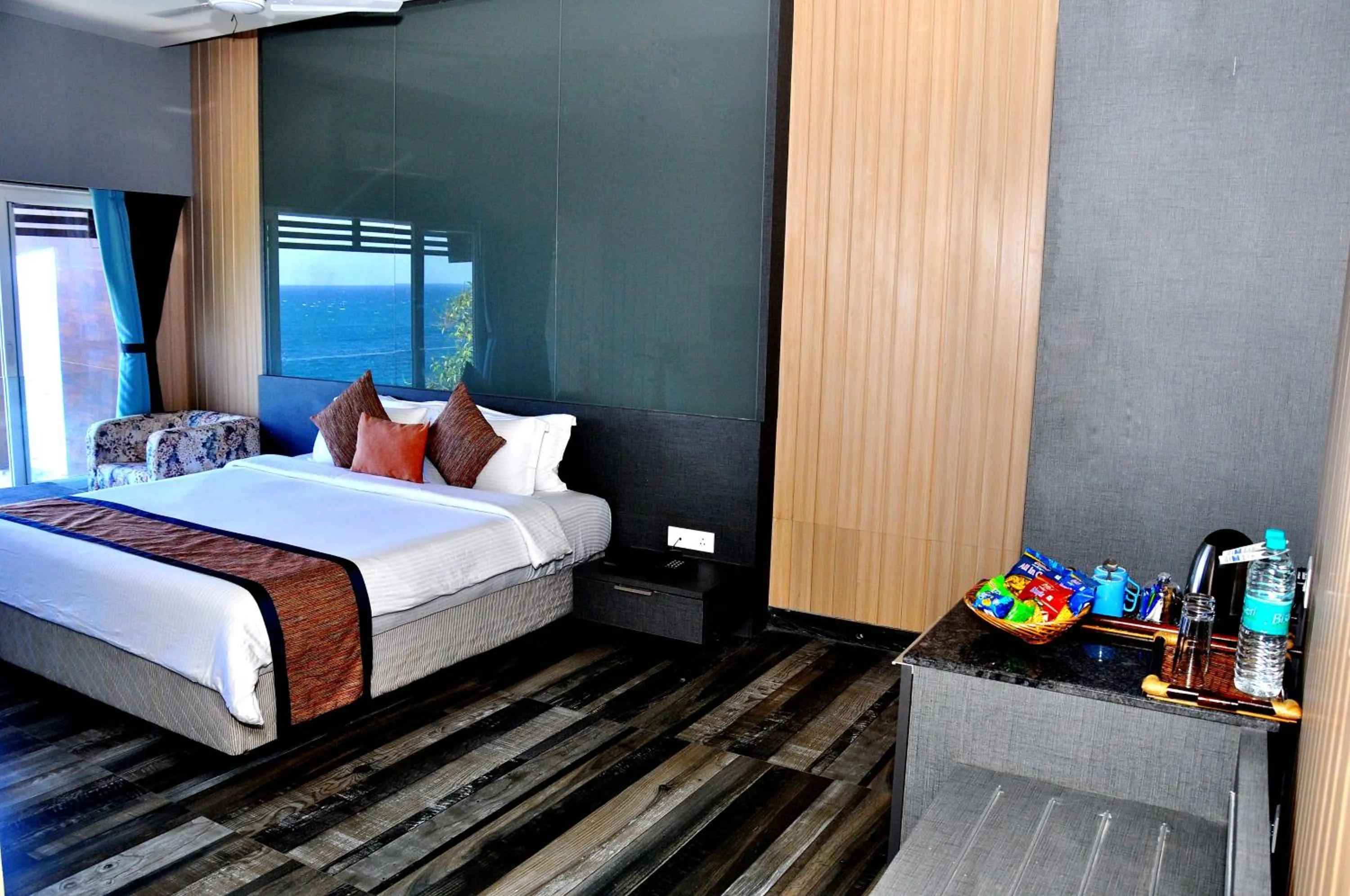 Bedroom, Bed in Sinclairs Bayview