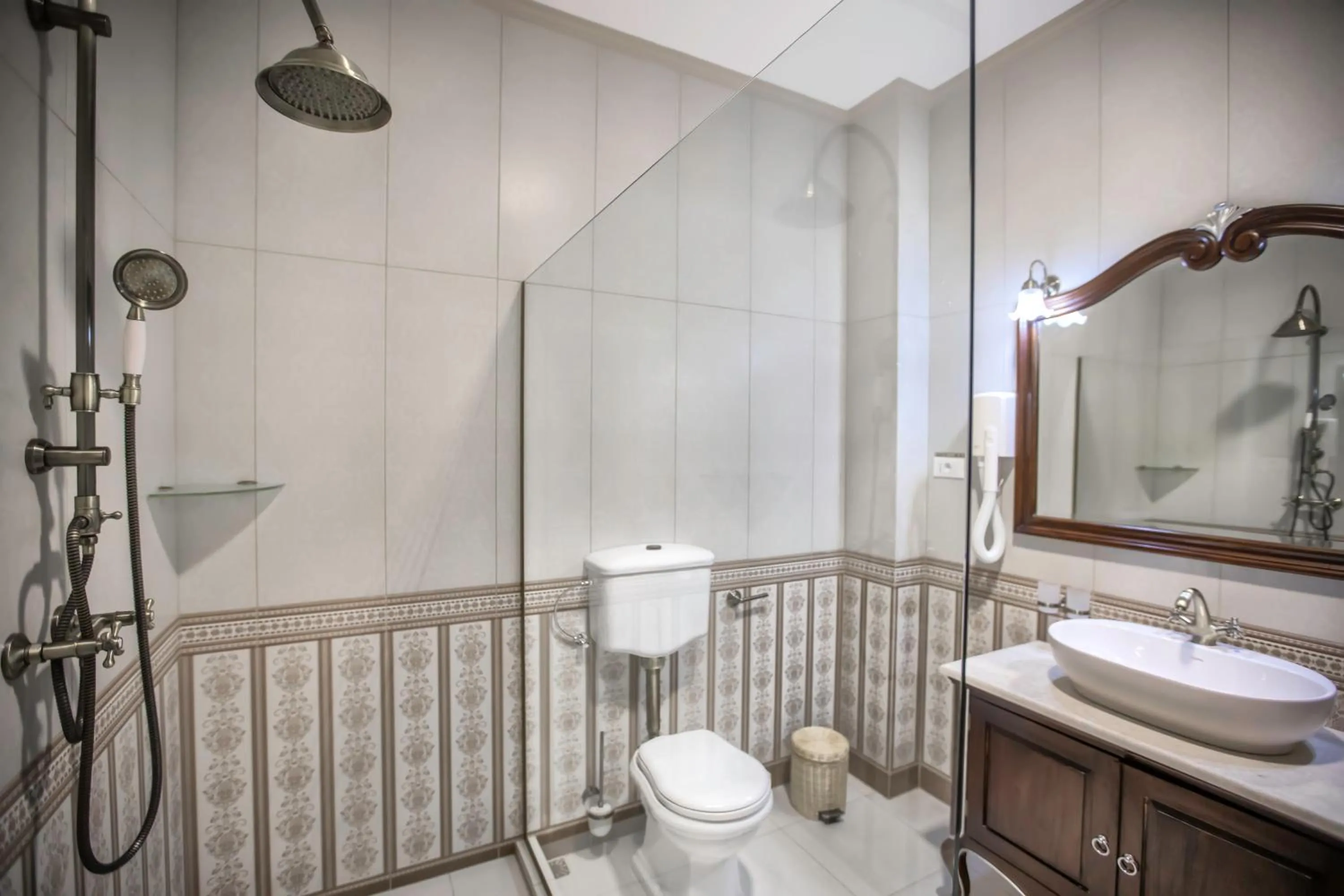 Property building in Casa Gotica Residence