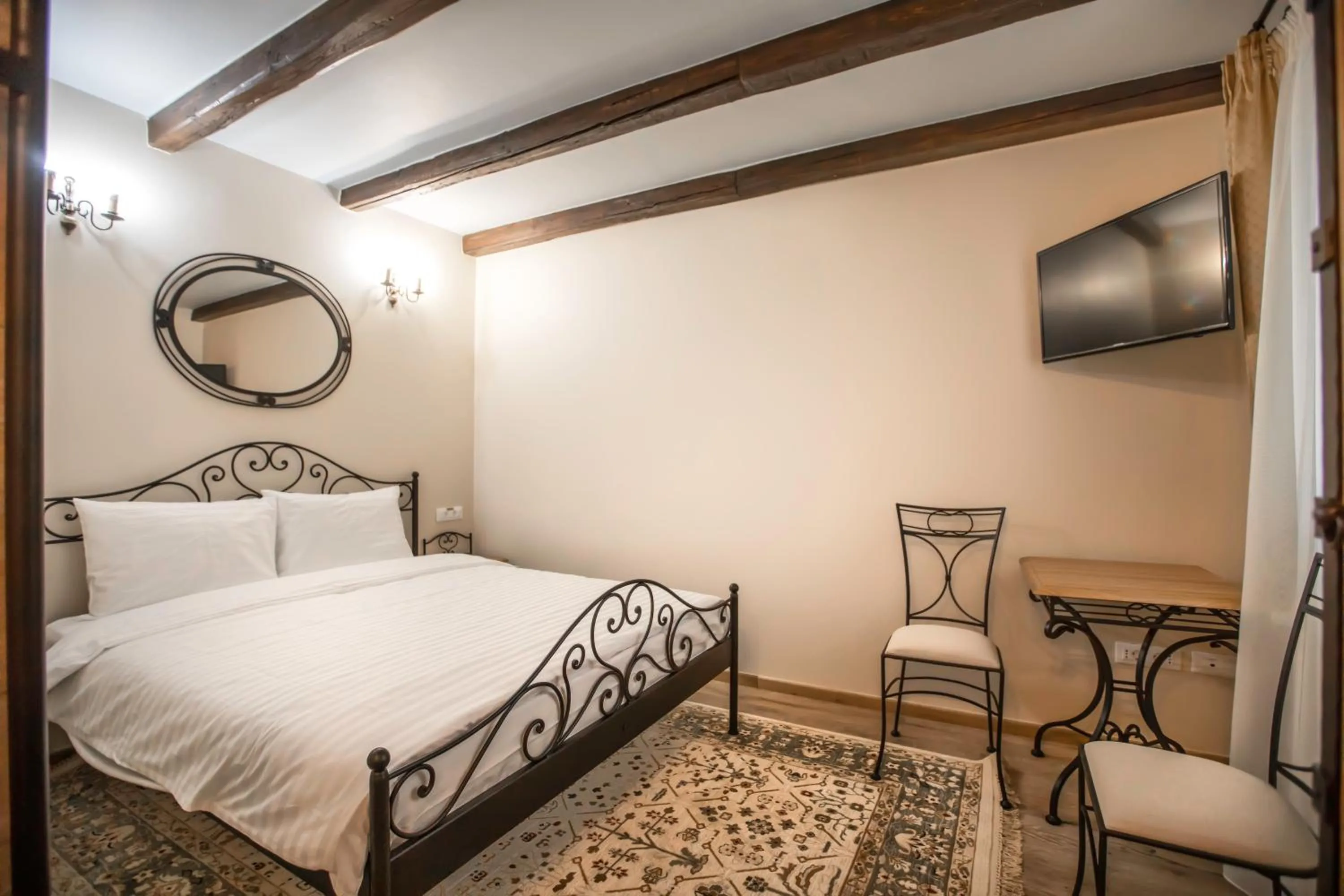 Property building, Bed in Casa Gotica Residence
