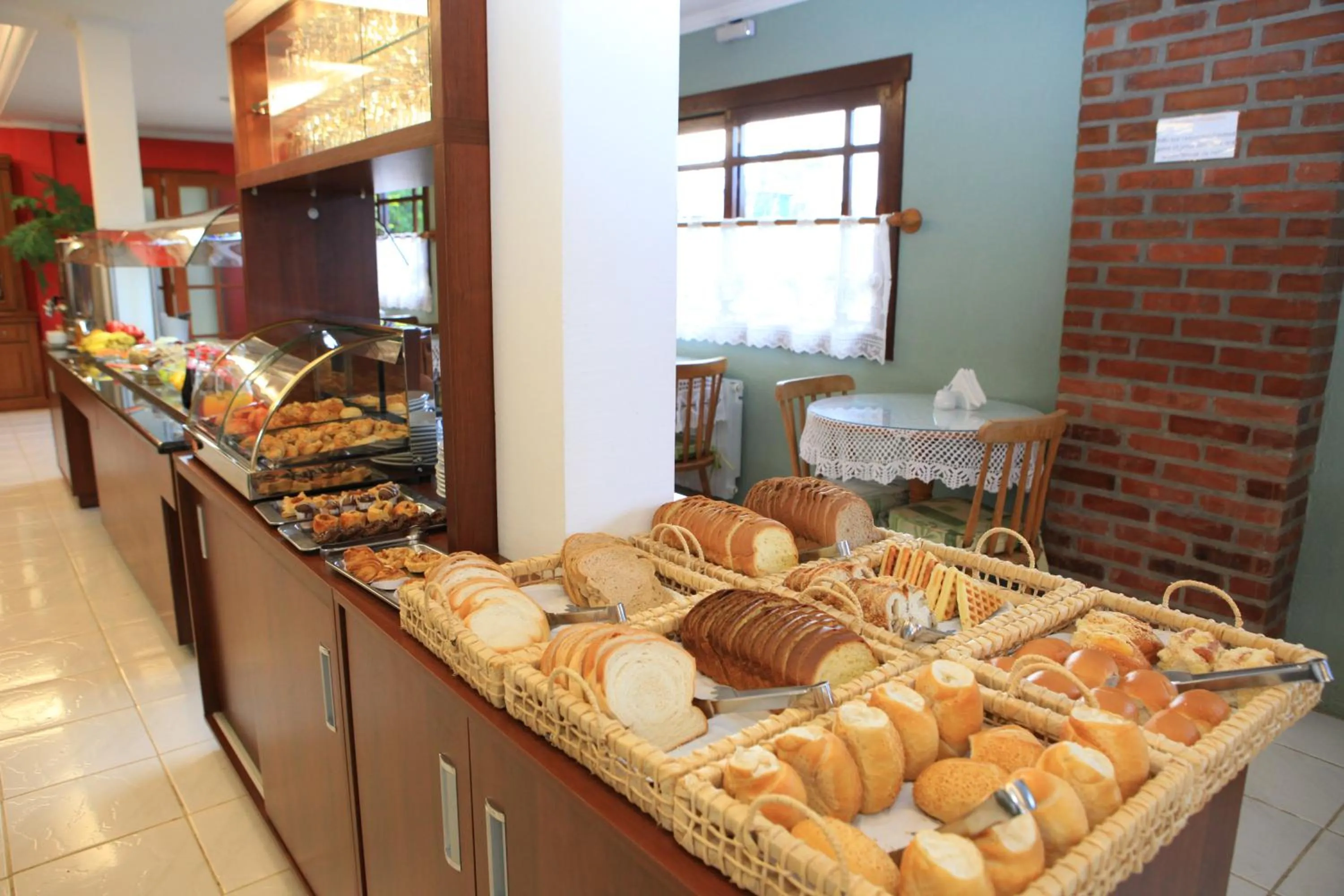 Breakfast in Hotel Aconchego da Serra
