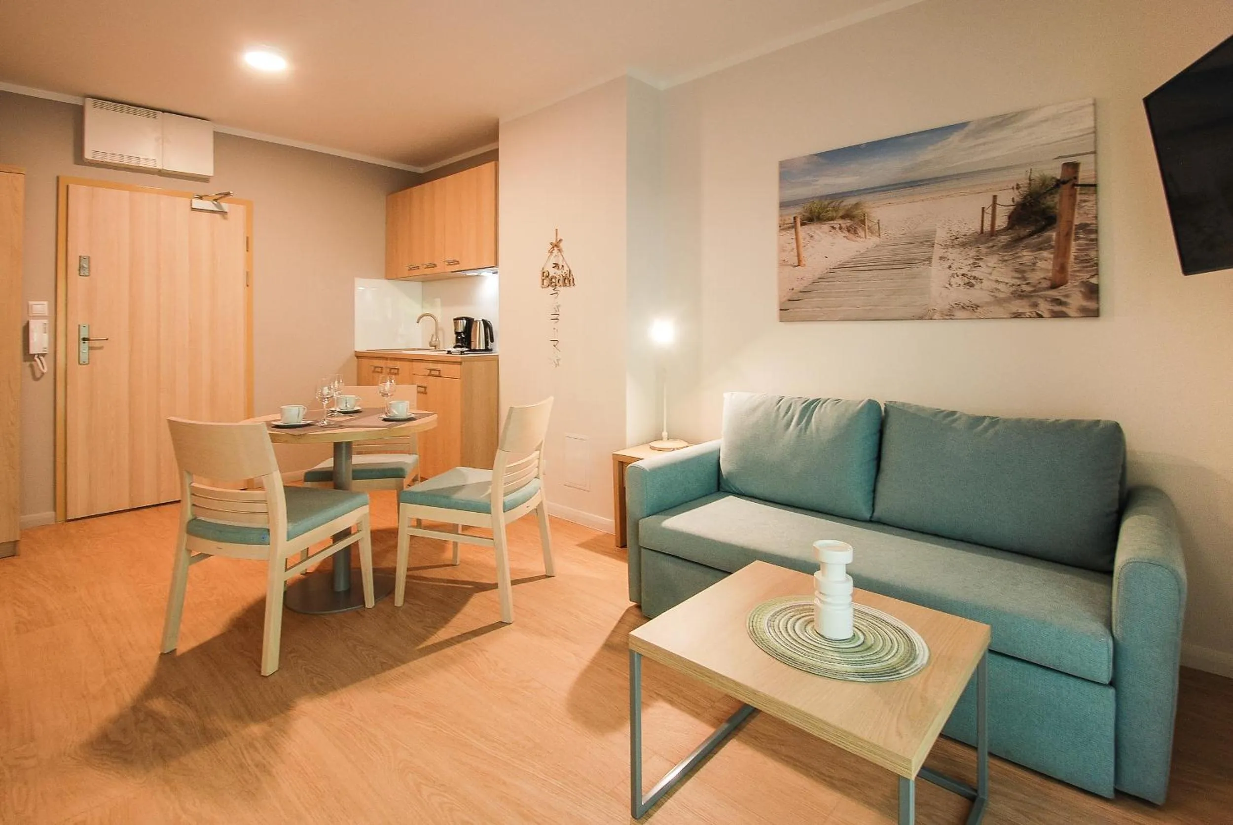 Seating area in Osiedle Cesarskie Apartamenty - Parking - Apartamenty Bryza