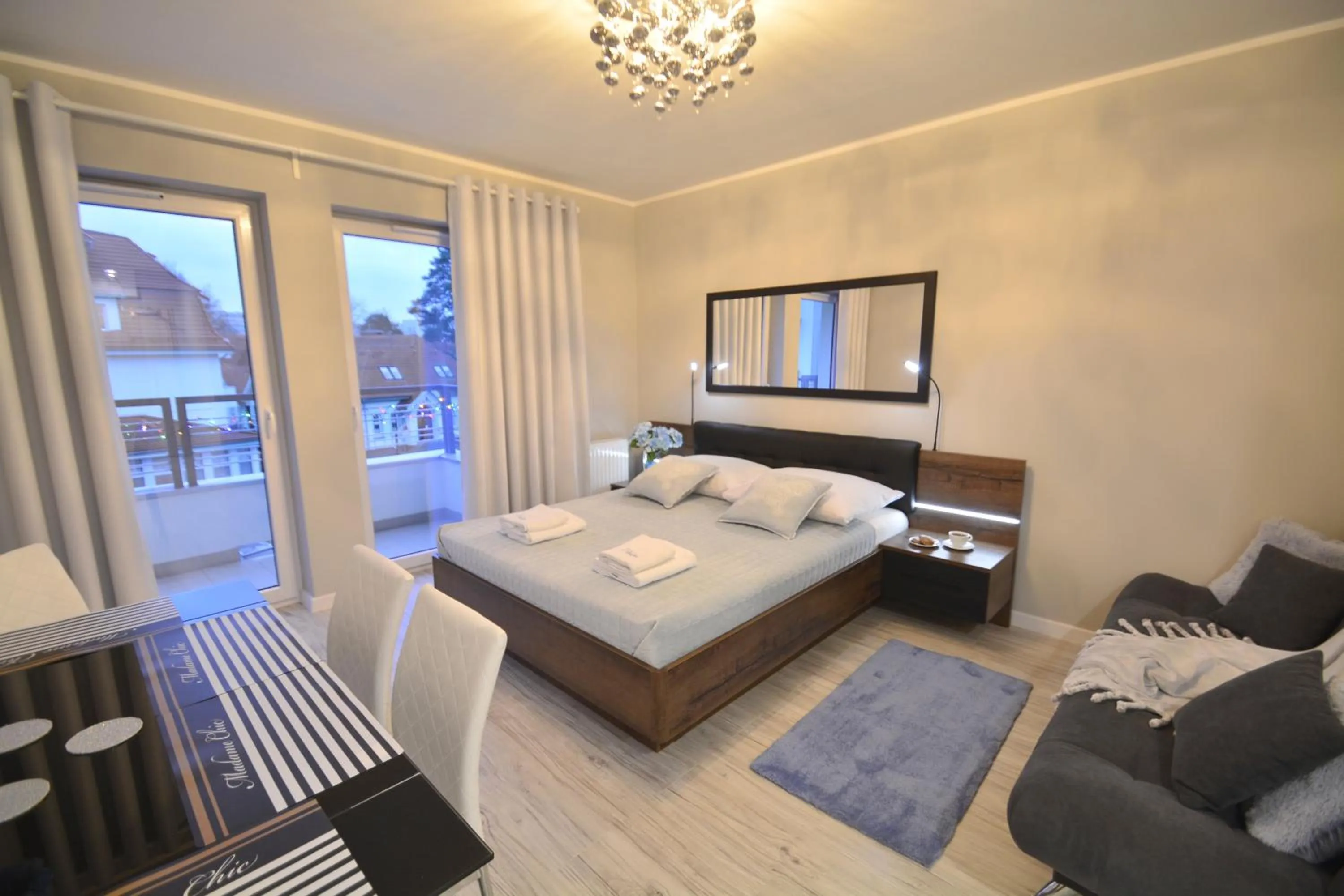 Photo of the whole room, Bed in Osiedle Cesarskie Apartamenty - Parking - Apartamenty Bryza