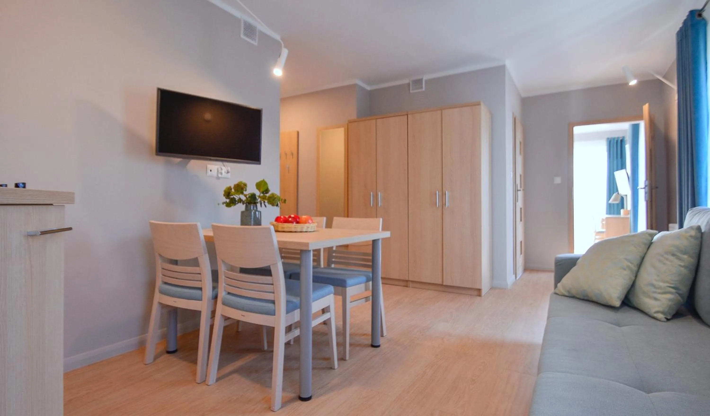 Seating area in Osiedle Cesarskie Apartamenty - Parking - Apartamenty Bryza