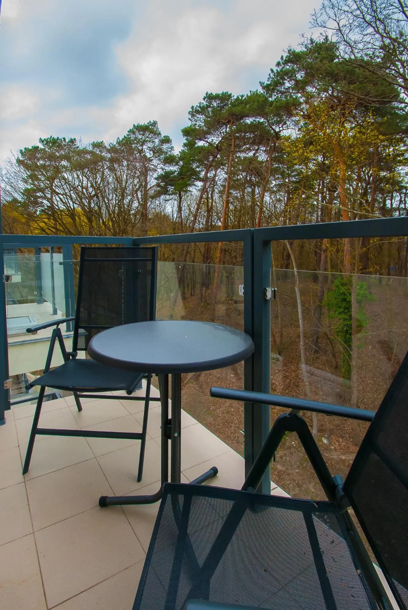 Garden in Osiedle Cesarskie Apartamenty - Parking - Apartamenty Bryza