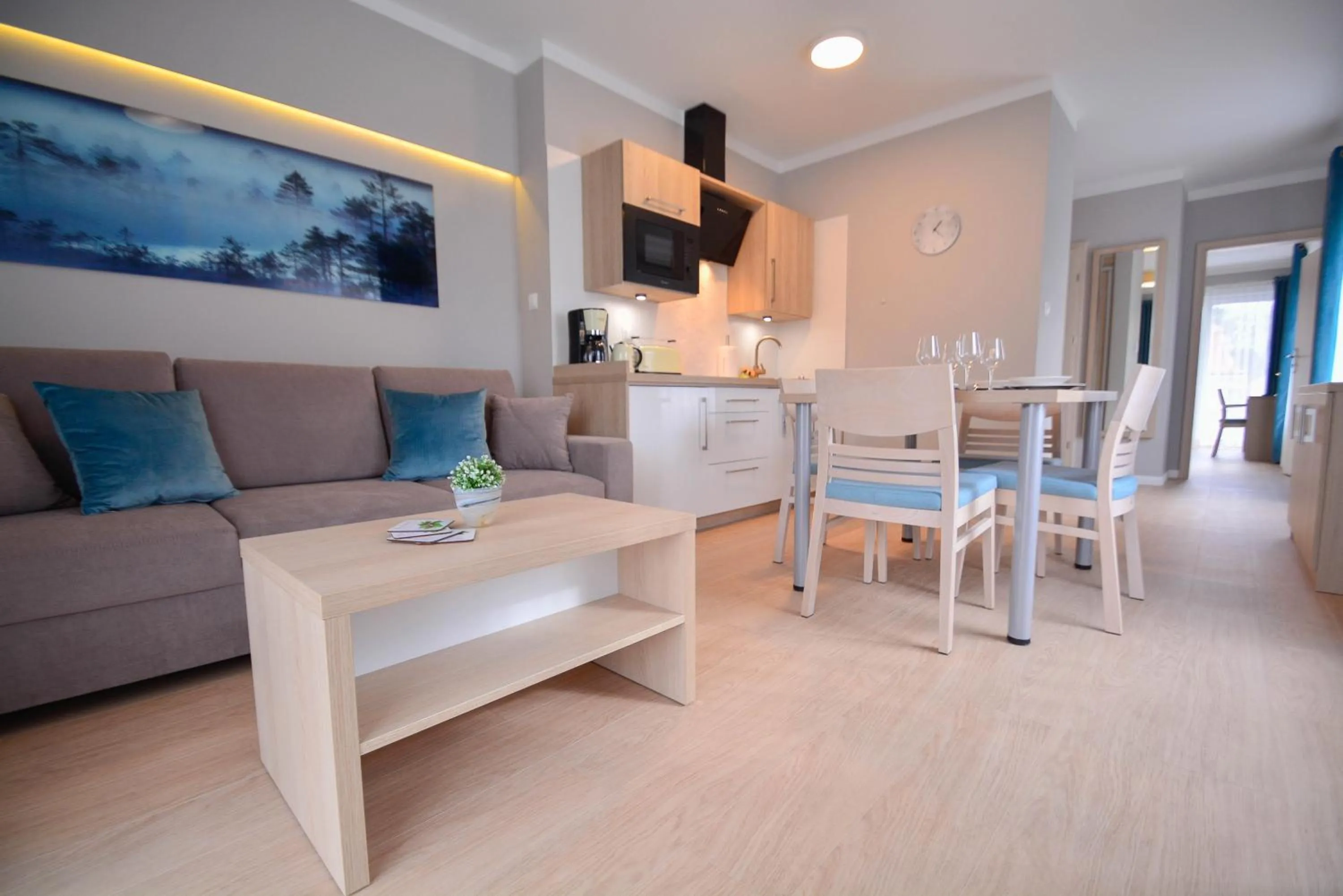 Seating area in Osiedle Cesarskie Apartamenty - Parking - Apartamenty Bryza