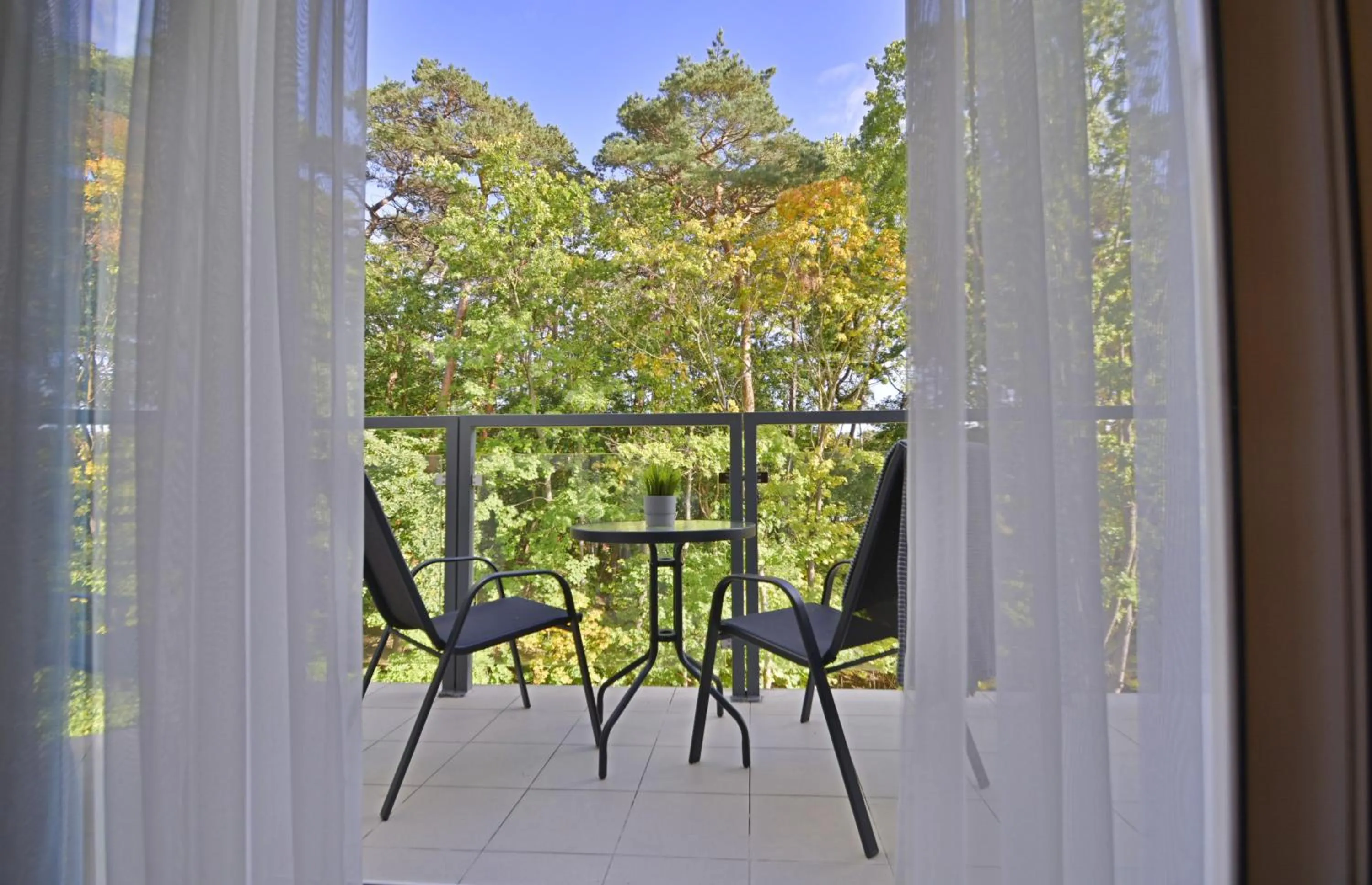 Balcony/Terrace in Osiedle Cesarskie Apartamenty - Parking - Apartamenty Bryza